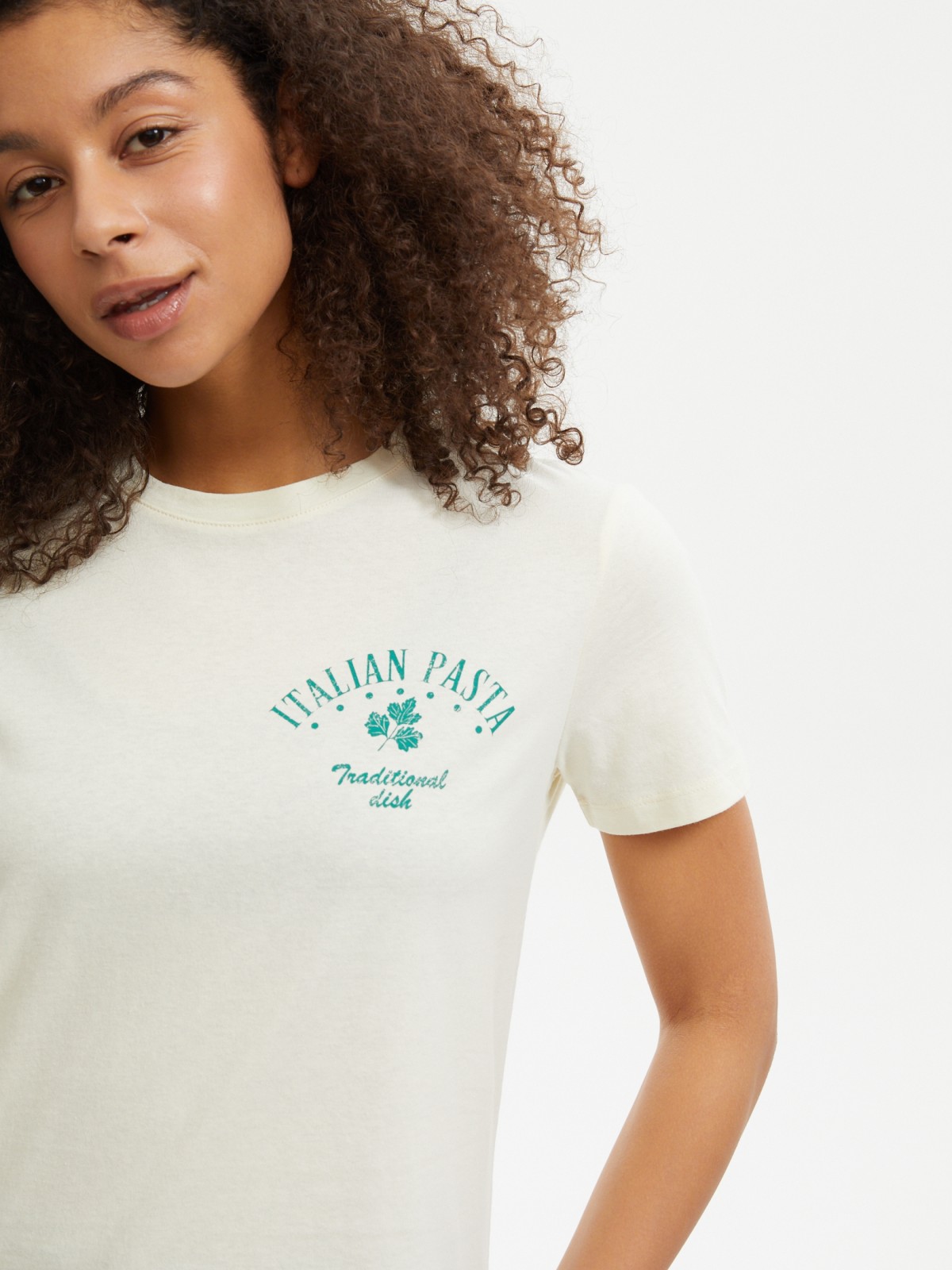 Футболка из хлопка с принтом на спине