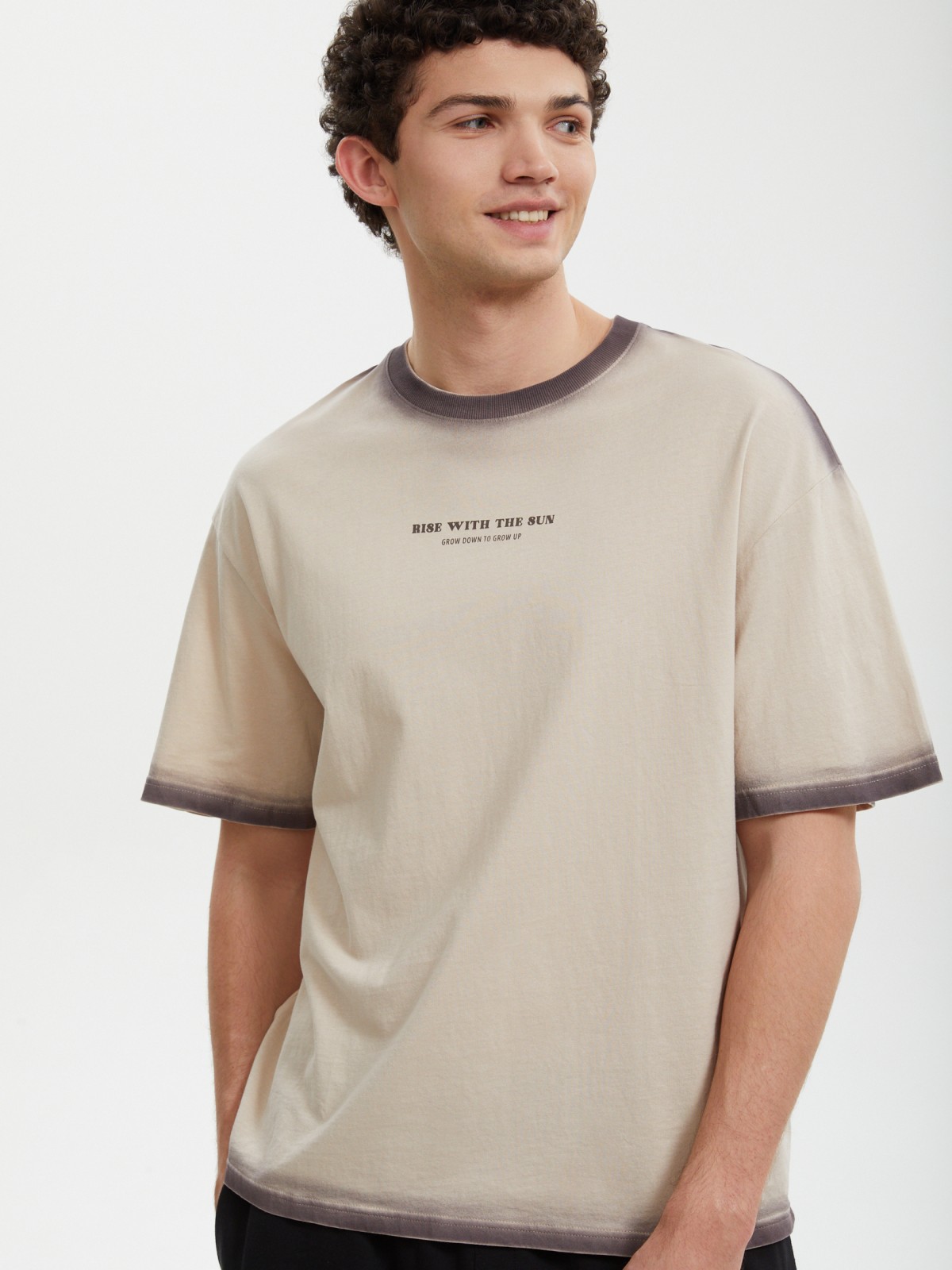 Футболка оверсайз из хлопка с надписью