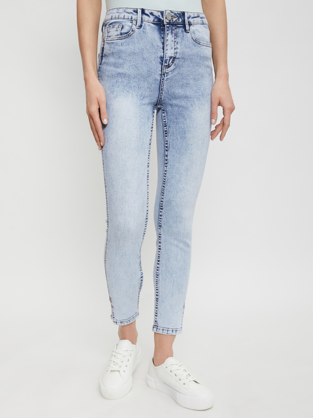 Джинсы силуэта Skinny