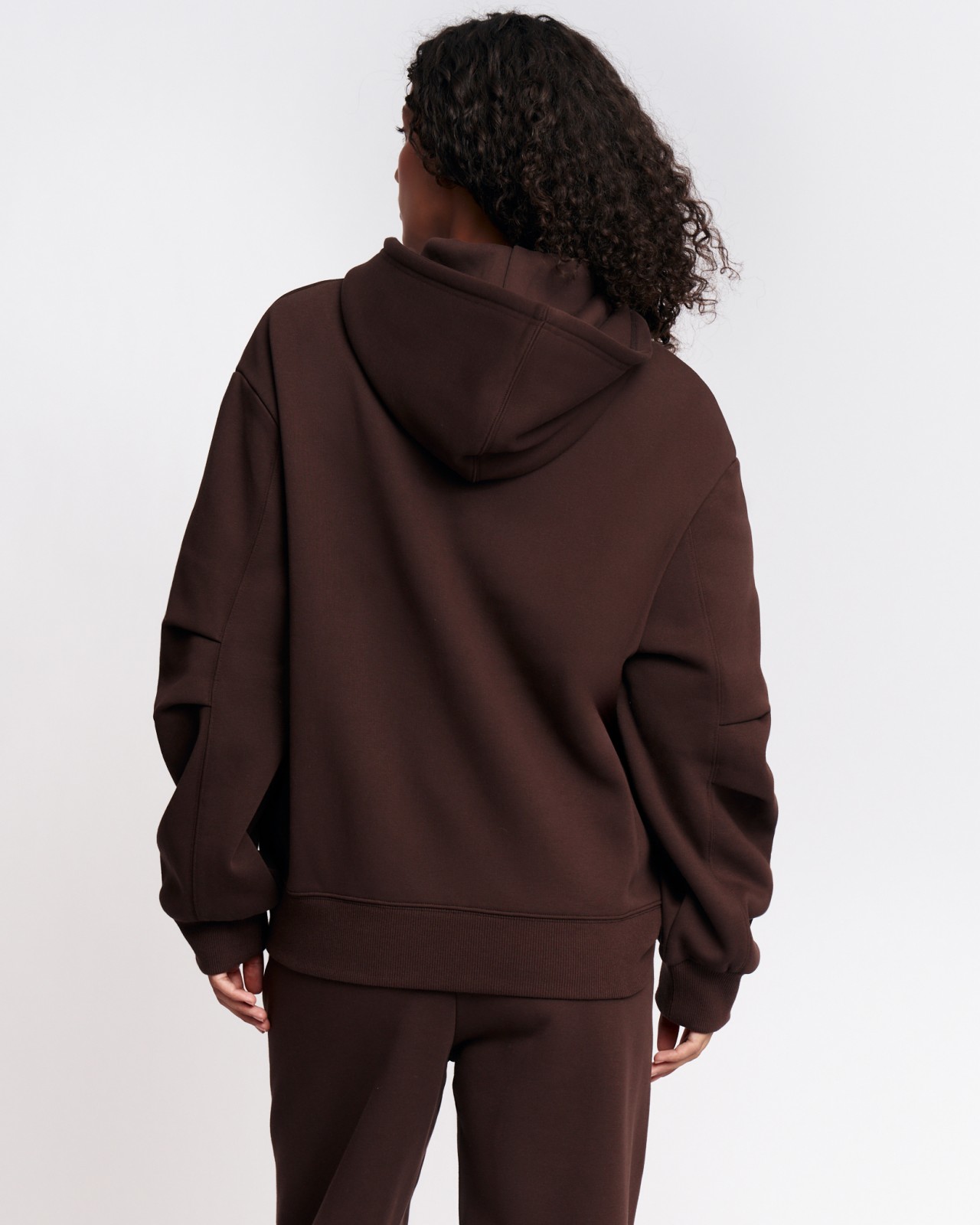 Утеплённая толстовка на молнии с начёсом и капюшоном