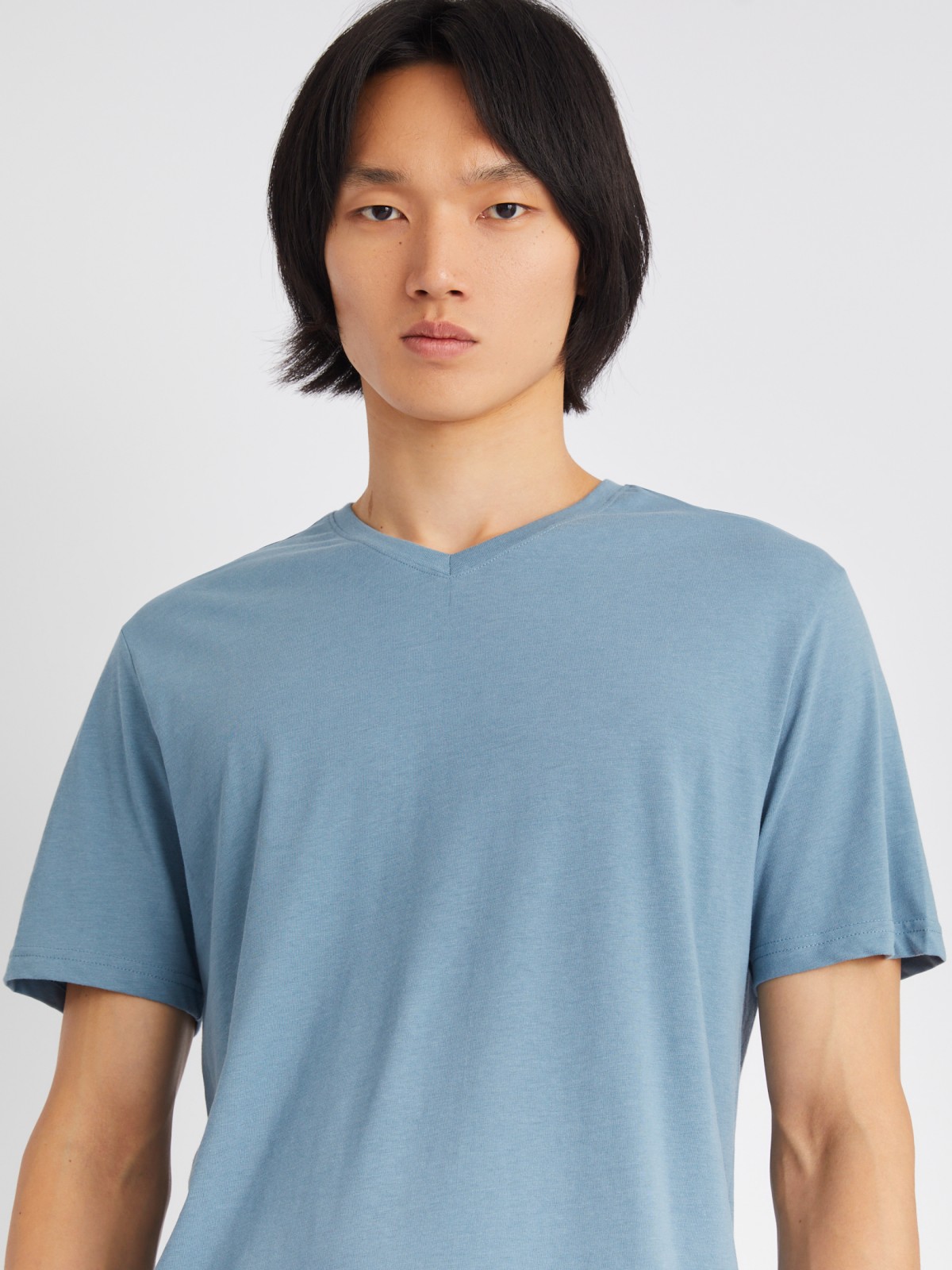 Трикотажная футболка с треугольным вырезом zolla 01331325Q032, цвет голубой, размер XL - фото 3