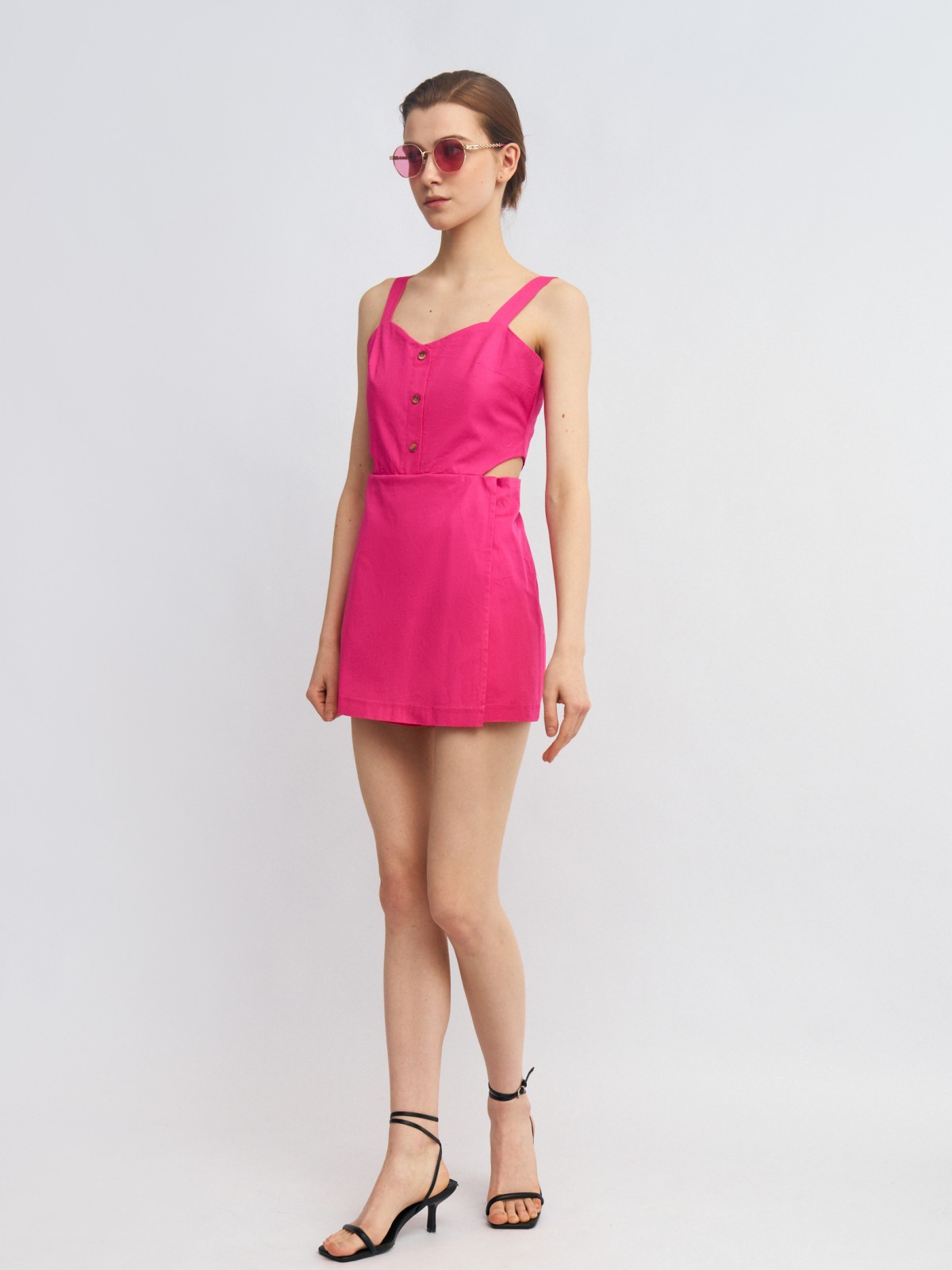 Комбинезон из хлопка с юбкой-шортами