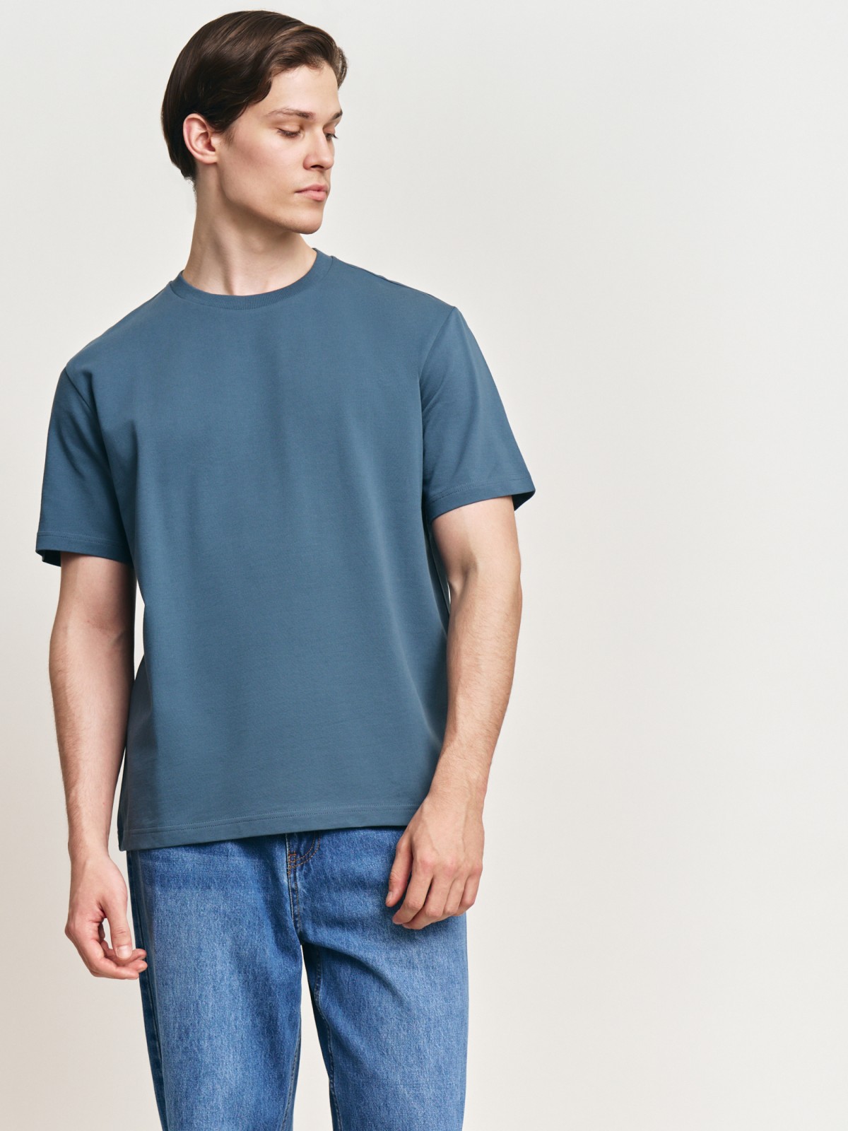 Футболка из хлопка с круглым вырезом