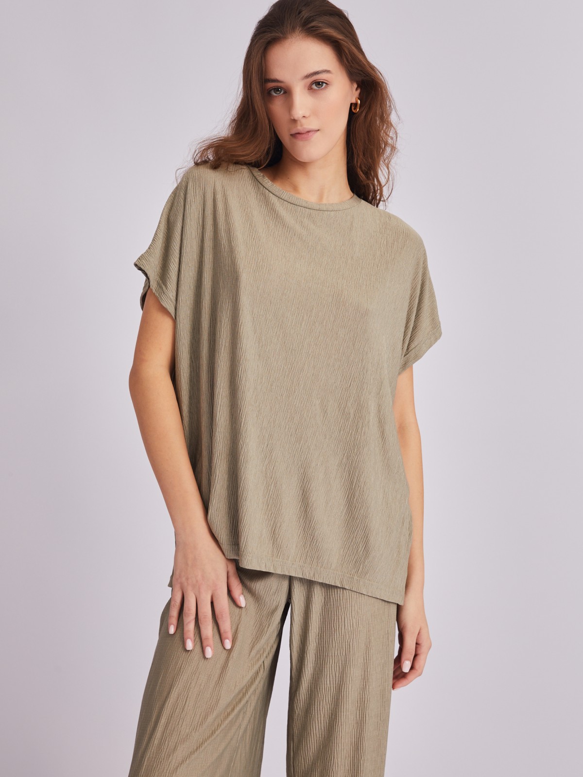 Футболка из жатого трикотажа