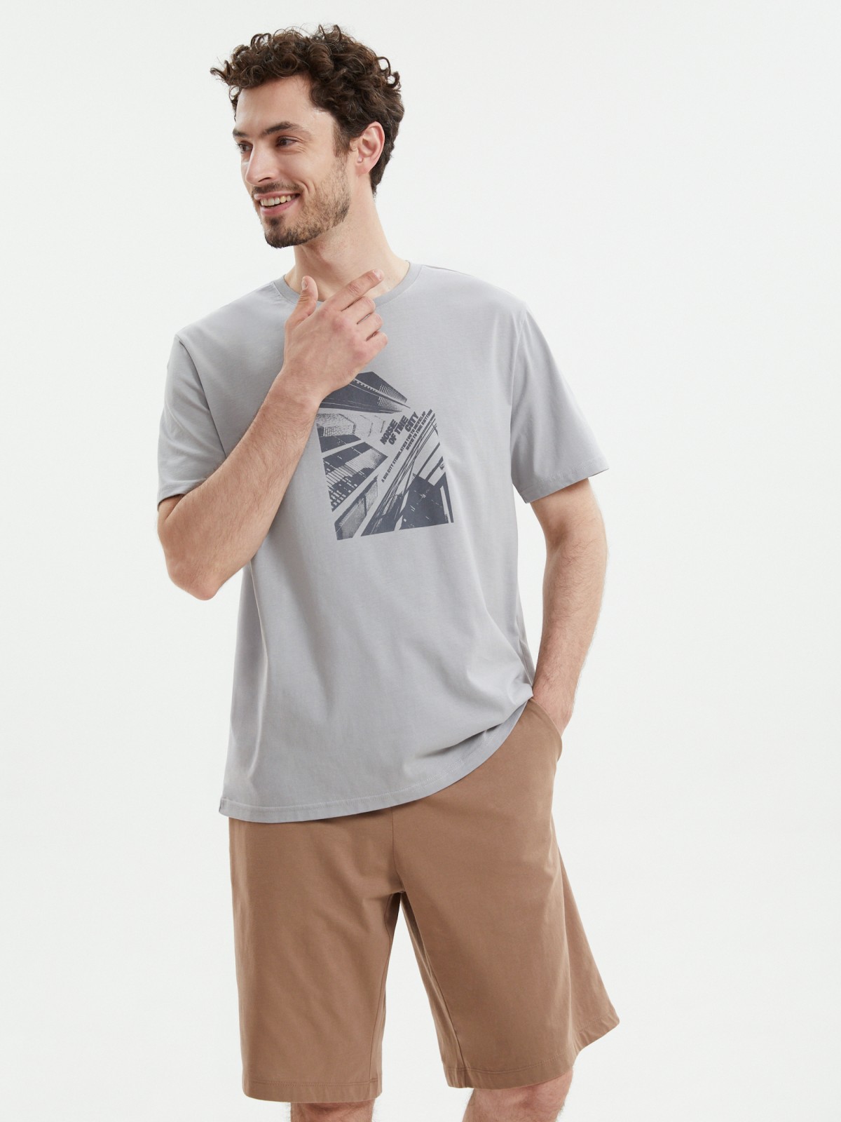 Футболка из хлопка с принтом 499₽