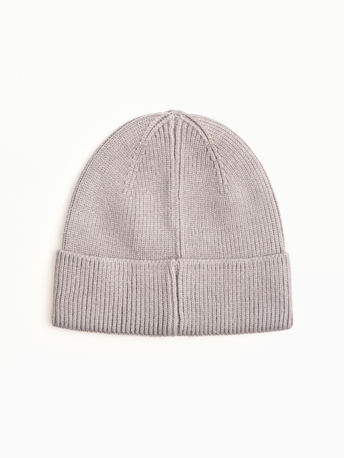 Вязаная шапка-бини с отворотом