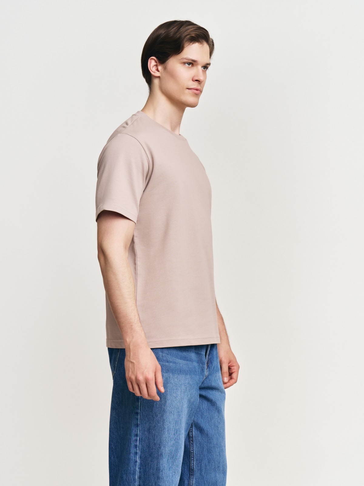 Футболка из хлопка с круглым вырезом