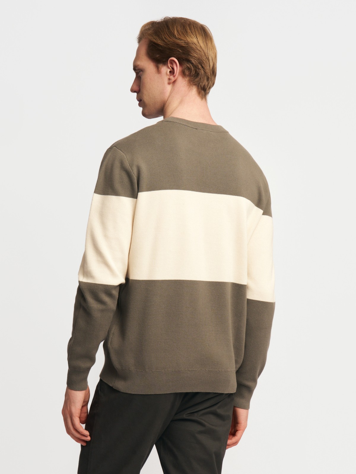 Тонкий вязаный джемпер из хлопка