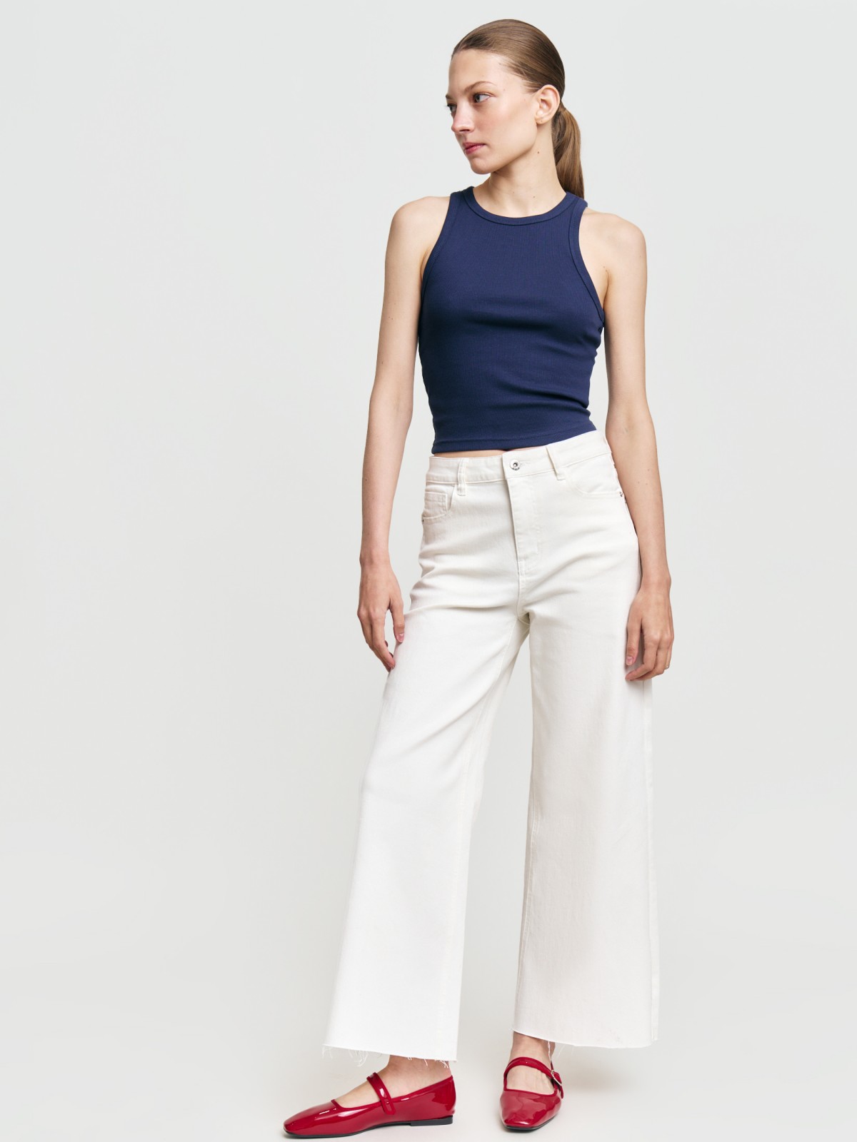 Майка-топ из хлопка без рукавов