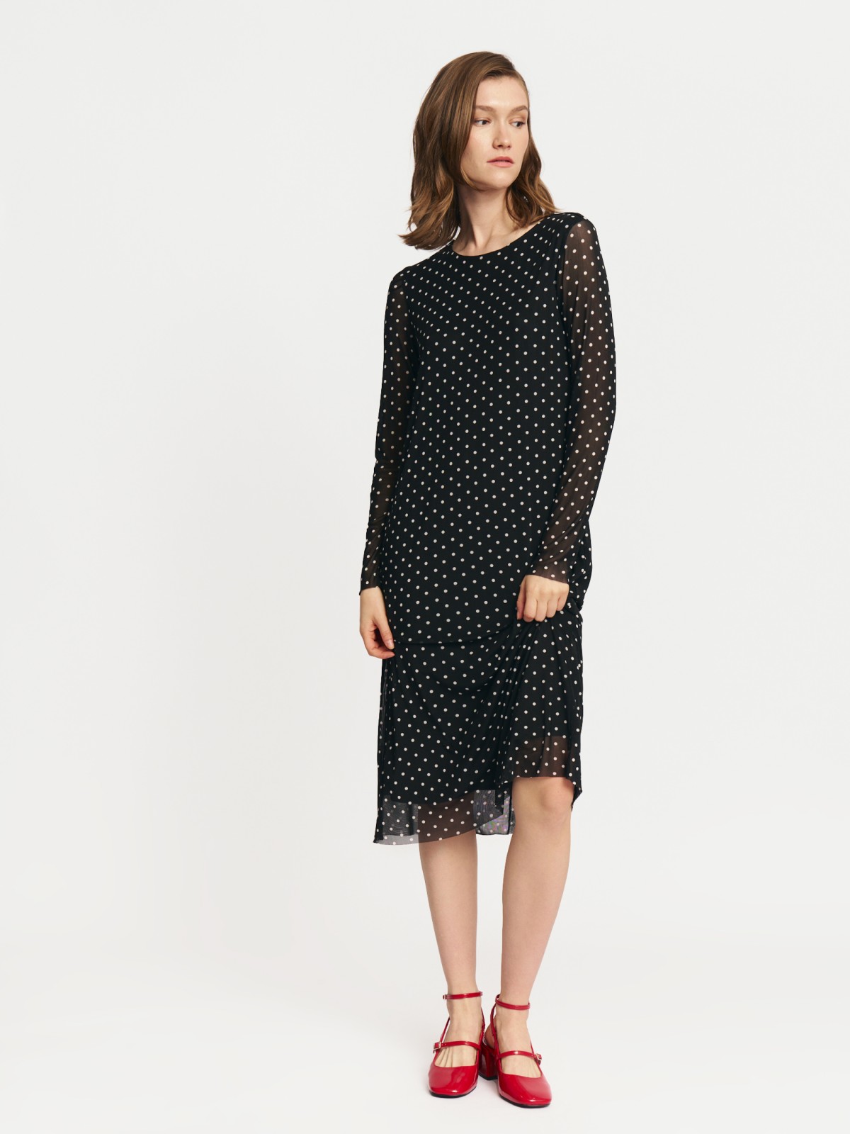 Платье длины миди из сетки в горошек