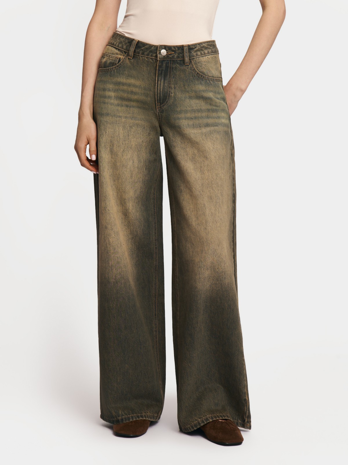 Джинсы силуэта Wide с посадкой Loose