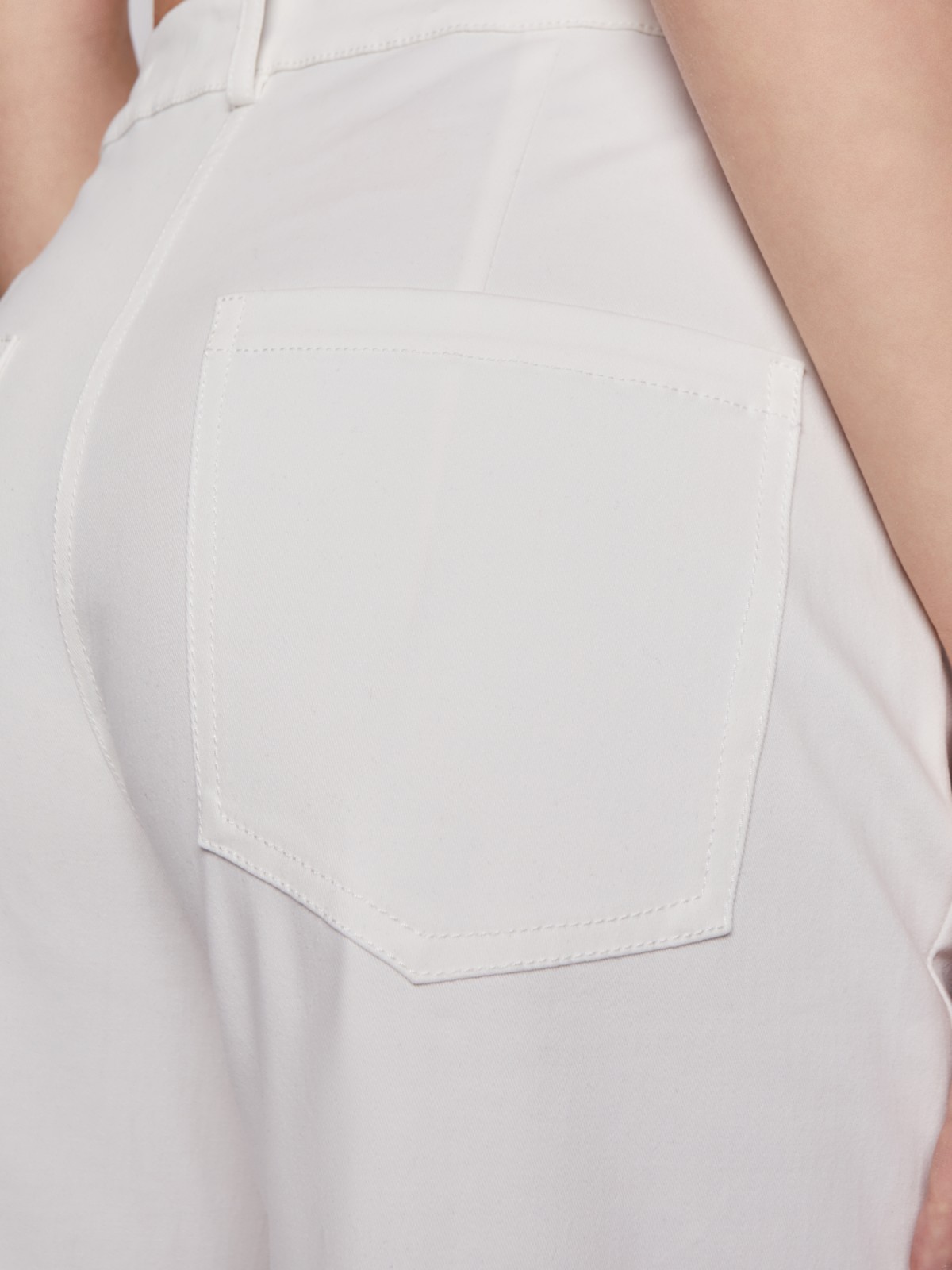 Брюки фасона Bootcut