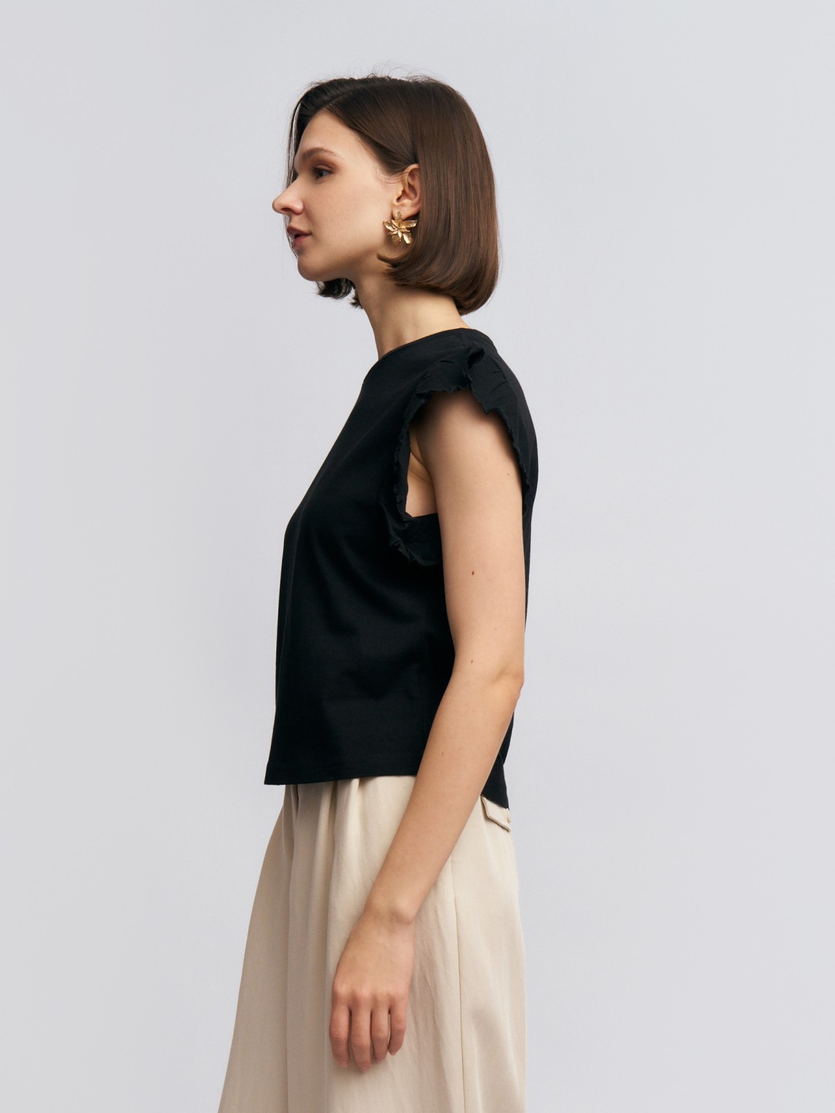 Топ из хлопка с рукавами-воланами