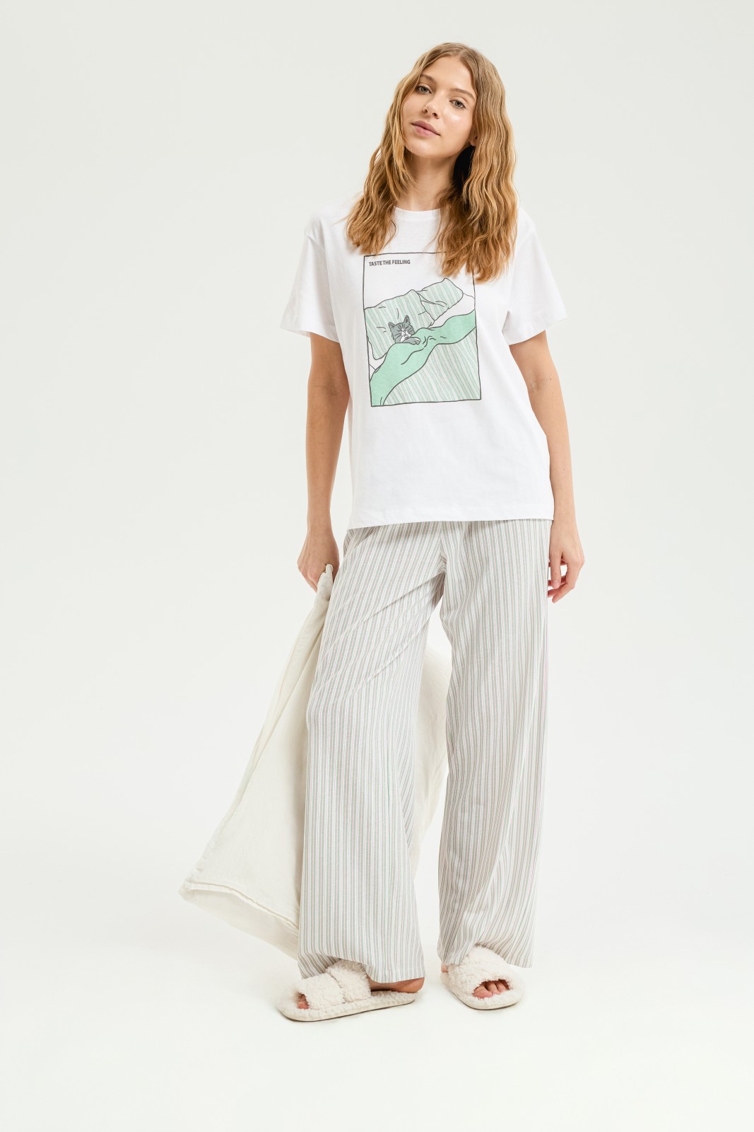 Прямые брюки на резинке из хлопка