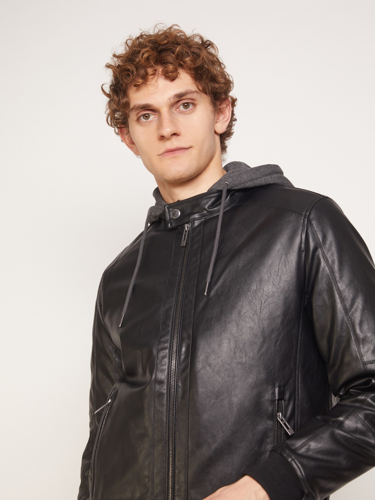 Куртка-бомбер из искусственной кожи с капюшоном zolla 011335P02024, цвет черный, размер S - фото 4