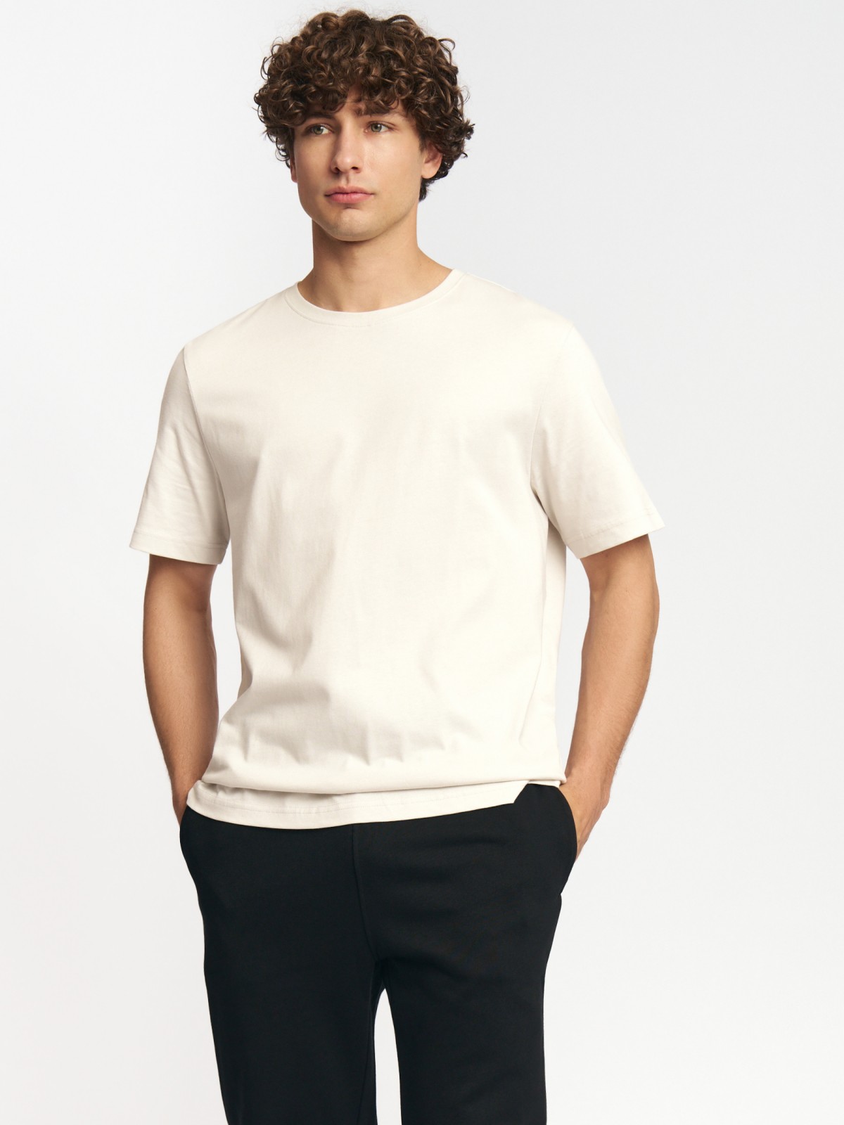 Футболка из хлопка с круглым вырезом