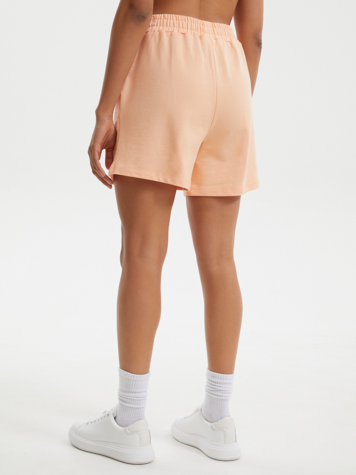 Трикотажные короткие шорты из хлопка