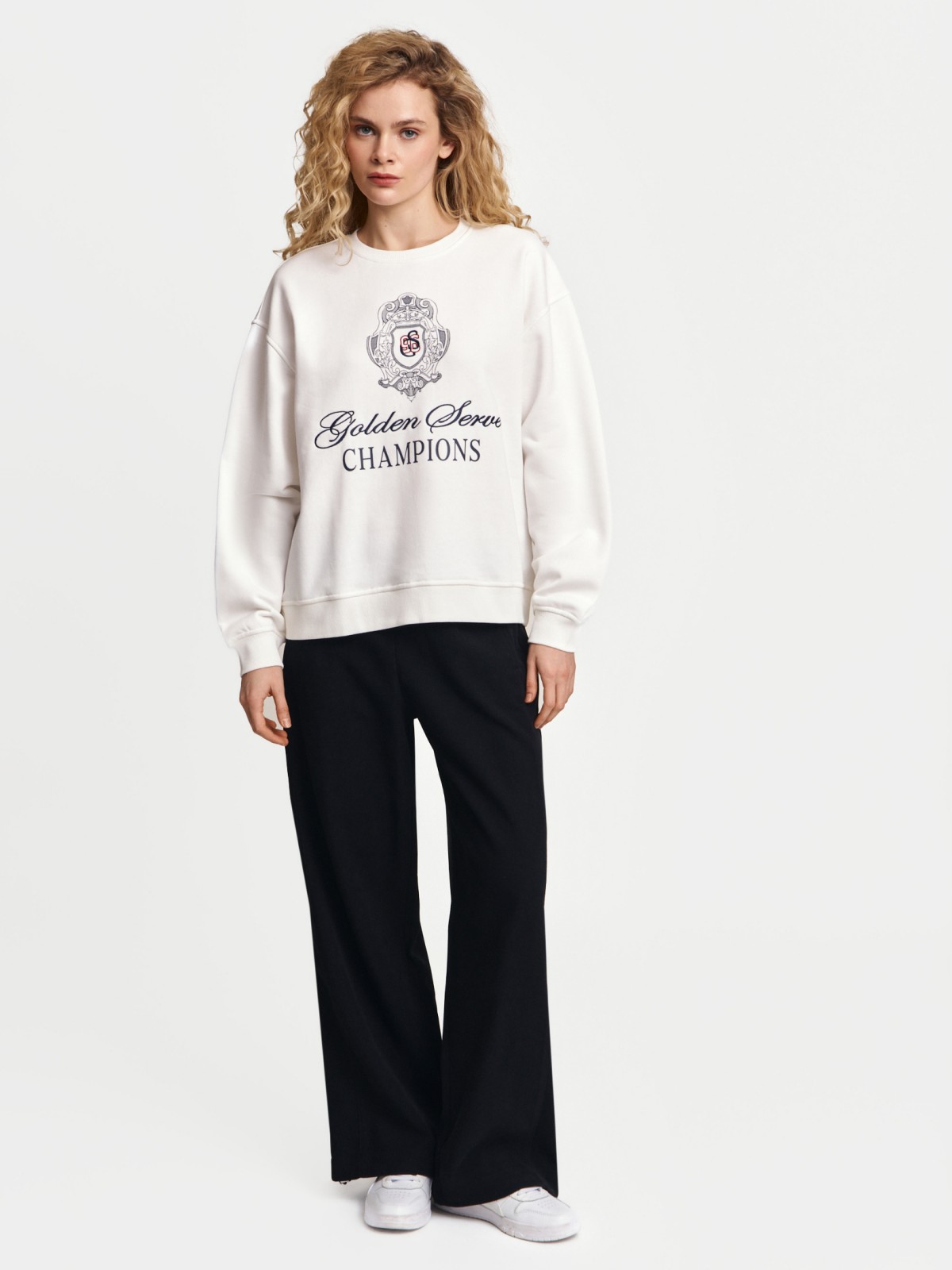 Свитшот оверсайз с принтом