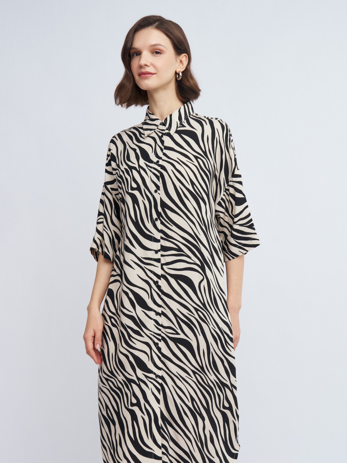 Платье-рубашка миди из вискозы