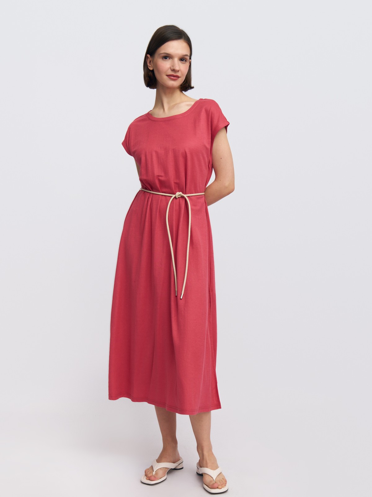 Платье миди без рукавов с поясом