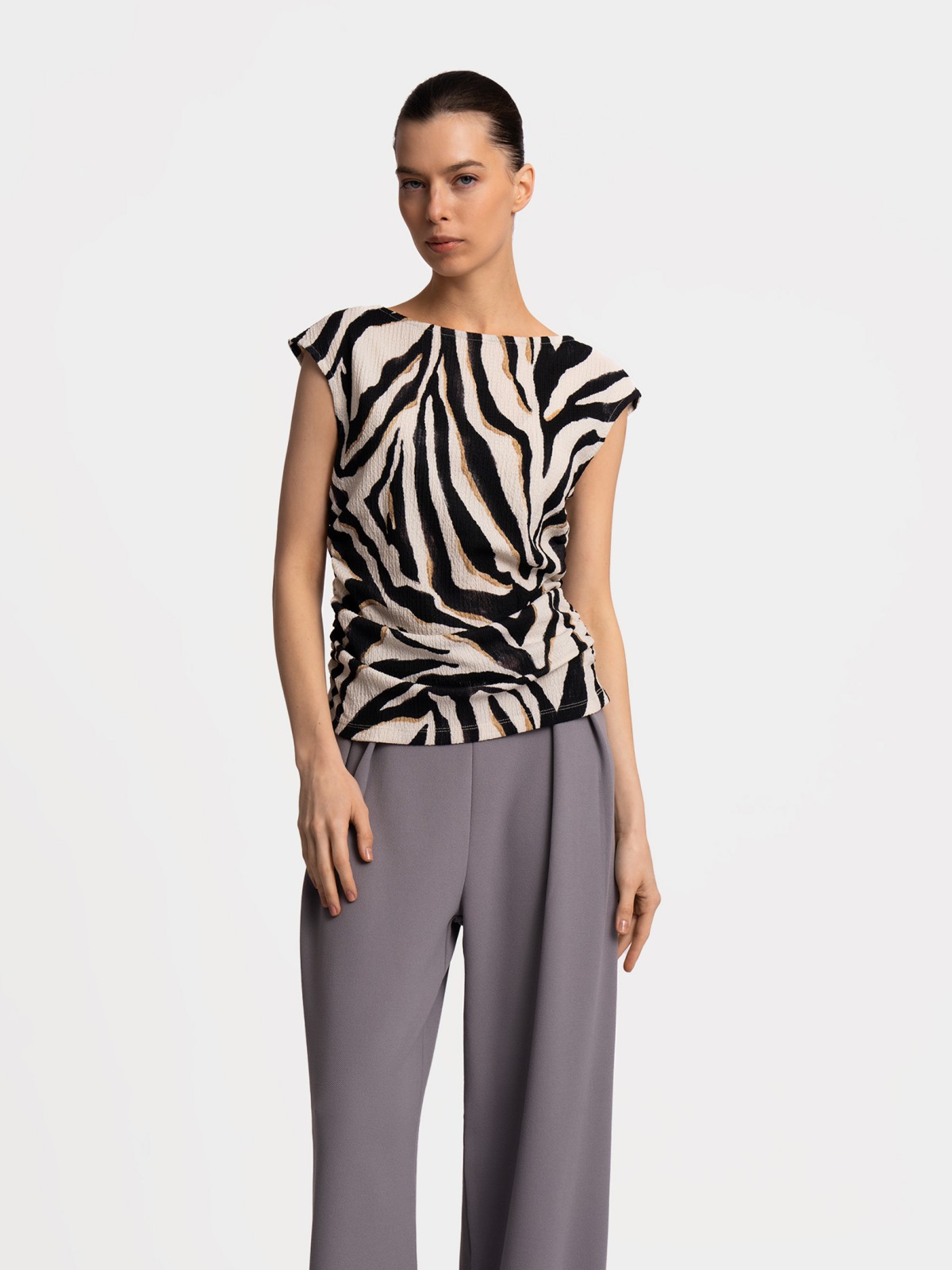 Футболка-топ с драпировкой