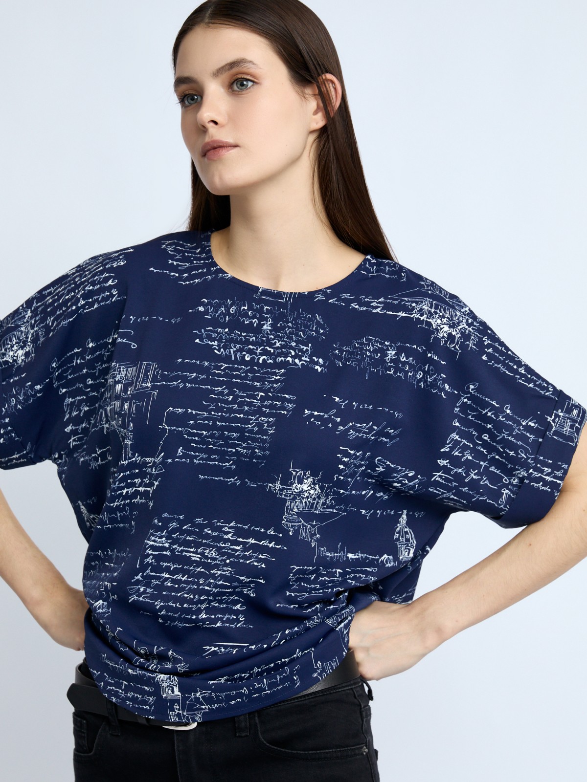 Блузка с коротким рукавом и принтом