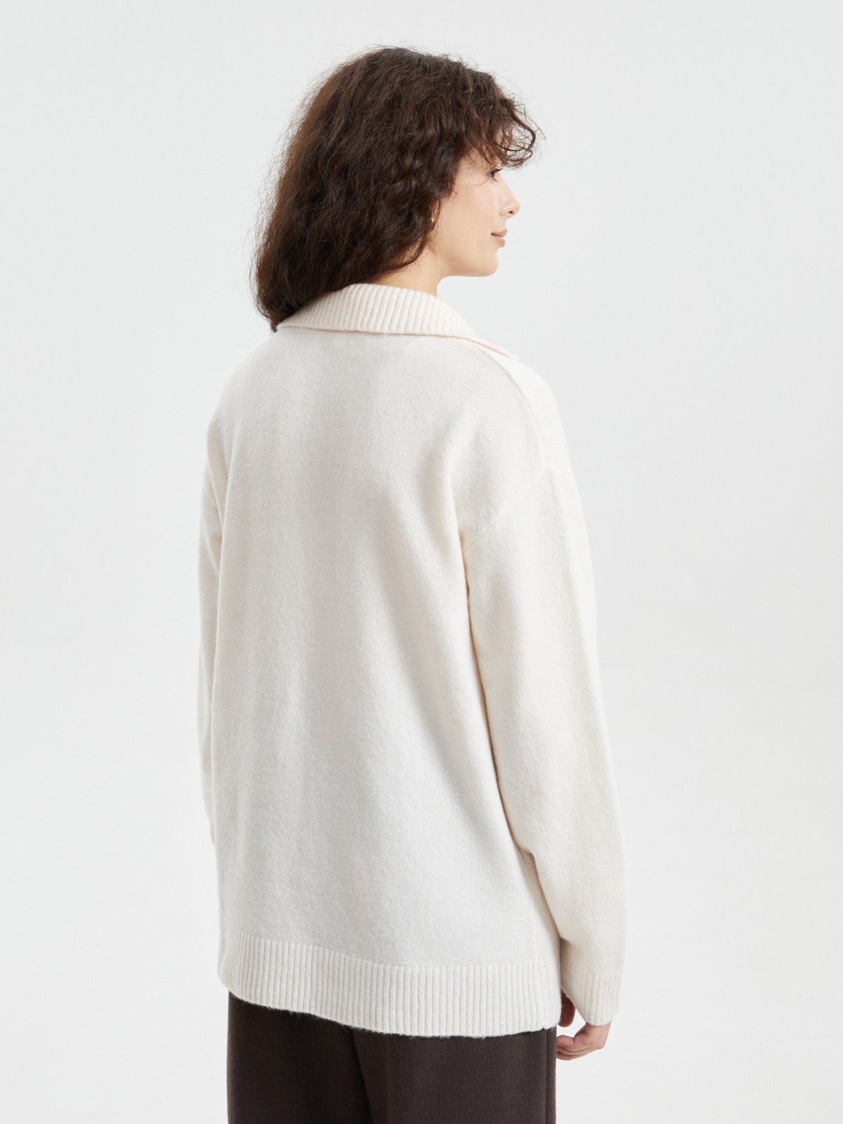 Вязаный джемпер с воротником поло