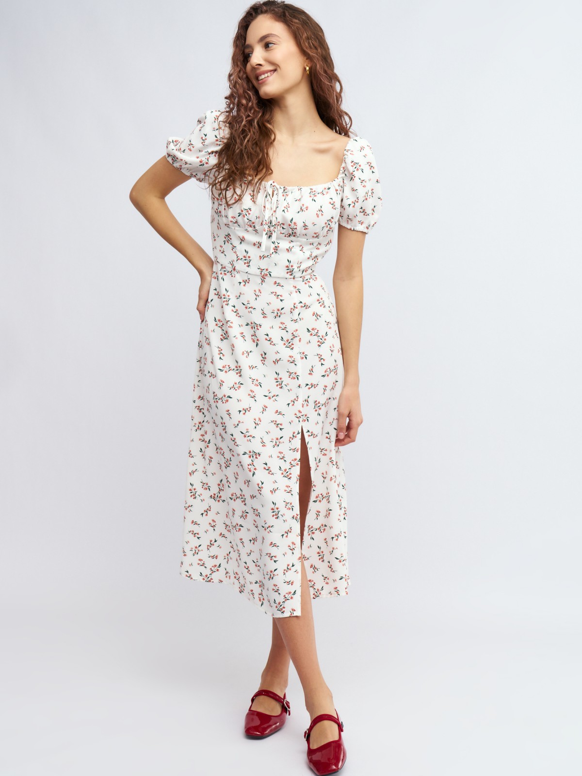 Платье миди с разрезом и цветочным принтом