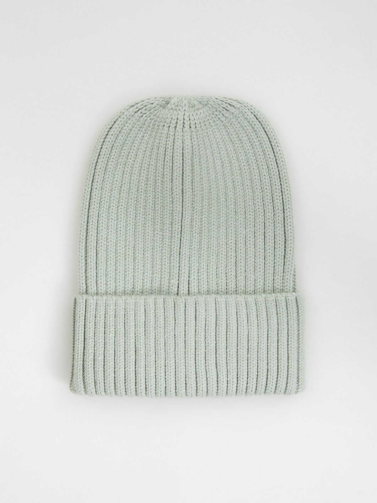 Вязаная шапка-бини с отворотом