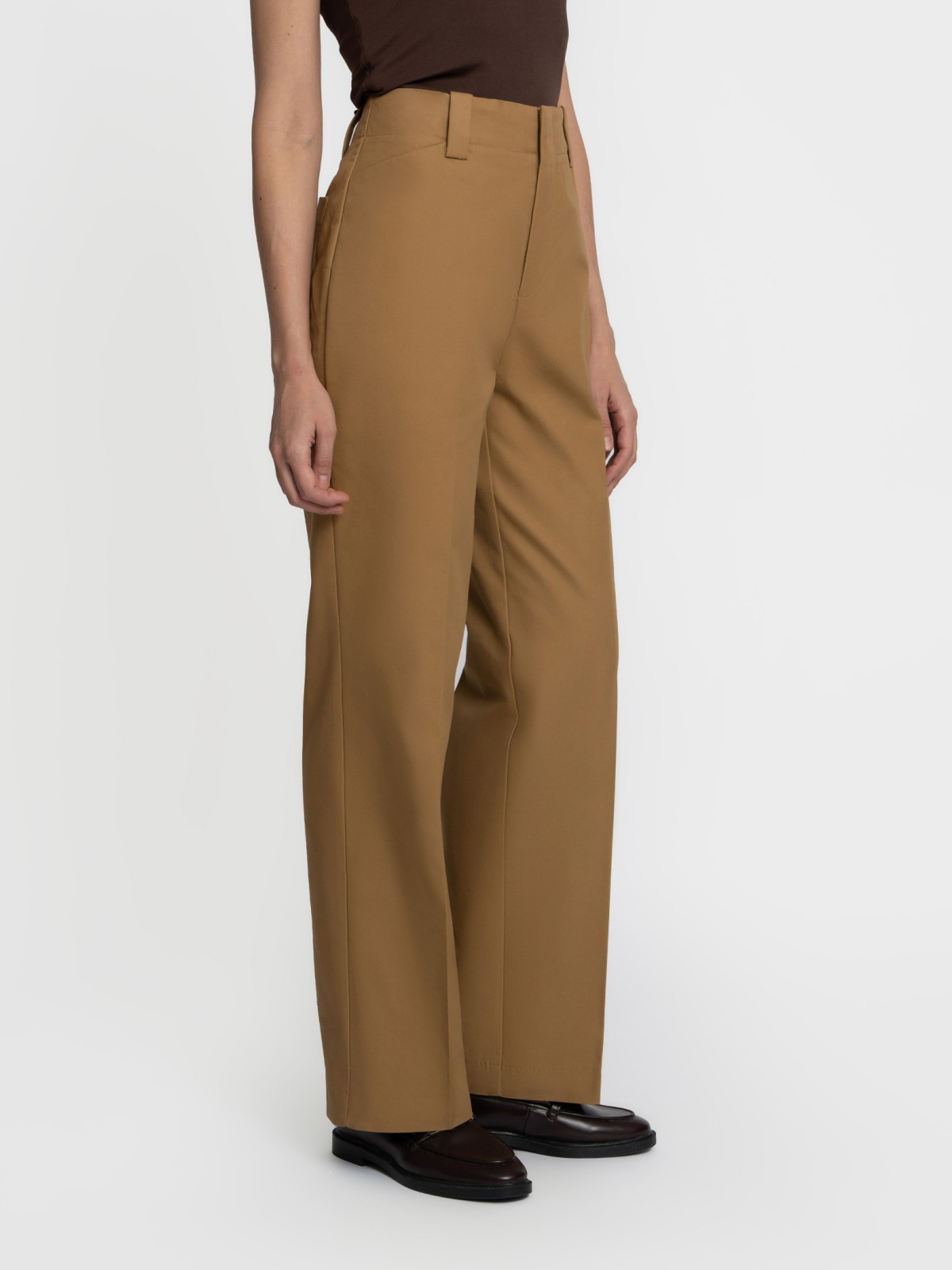 Прямые брюки со стрелками