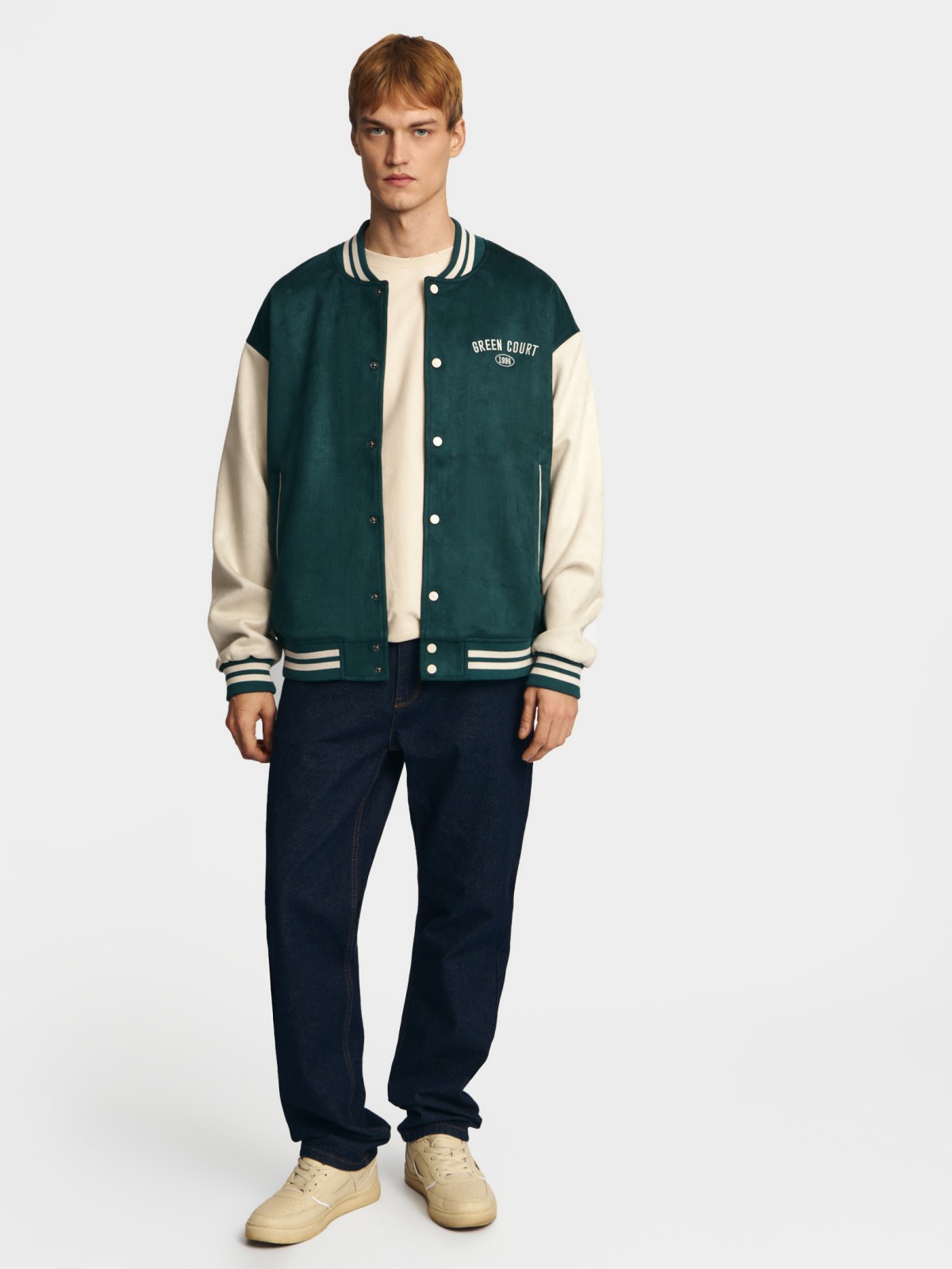 Бомбер в колледж-стиле из экозамши