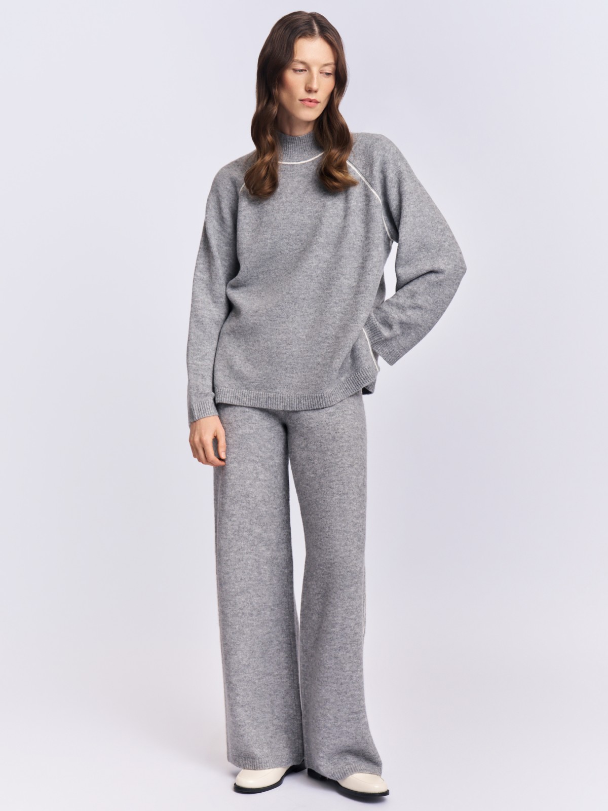 Вязаные брюки на резинке с шерстью