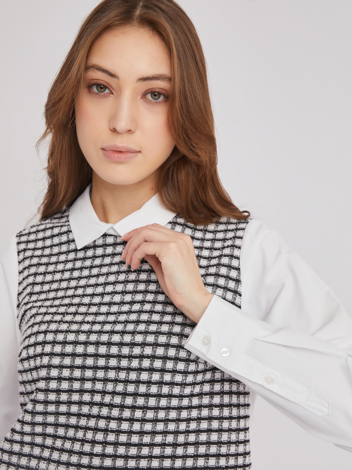Комбинированная блузка с имитацией жилетки