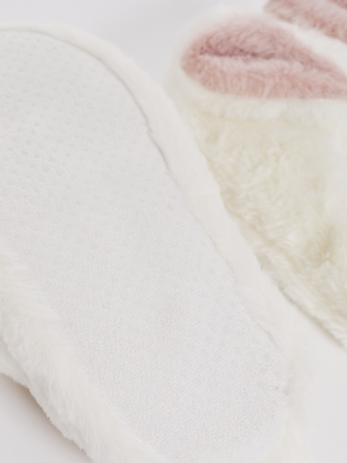 Домашние тапочки с ушками