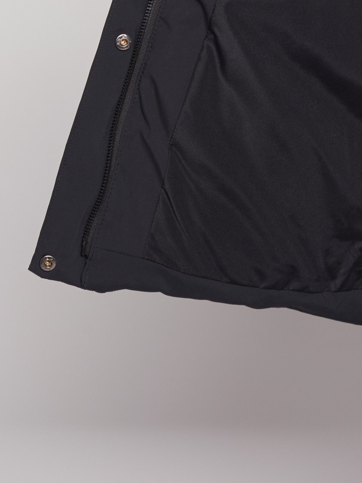 Тёплая куртка с капюшоном zolla 022335102134, цвет черный, размер XS - фото 6