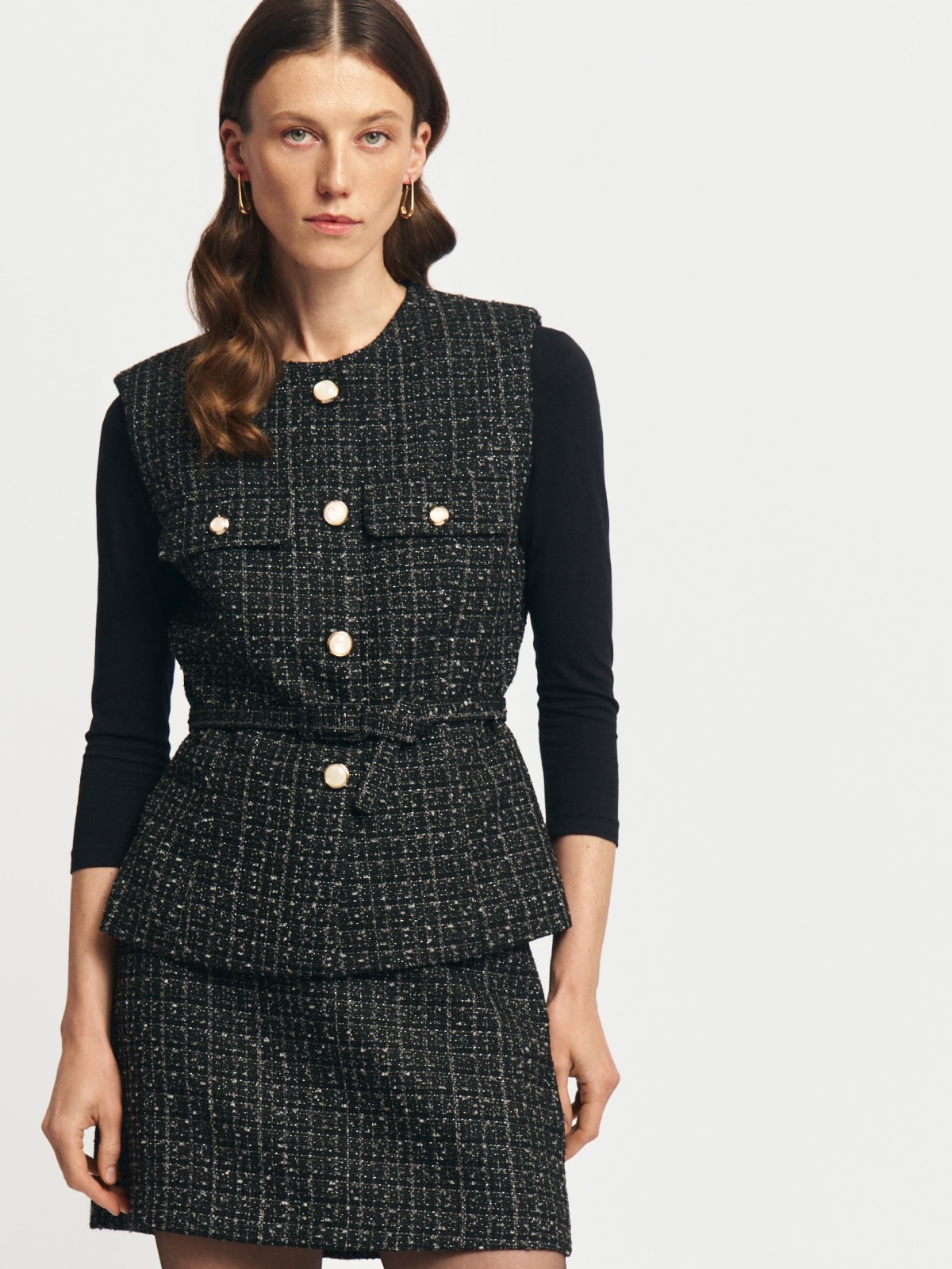 Твидовый жилет с поясом