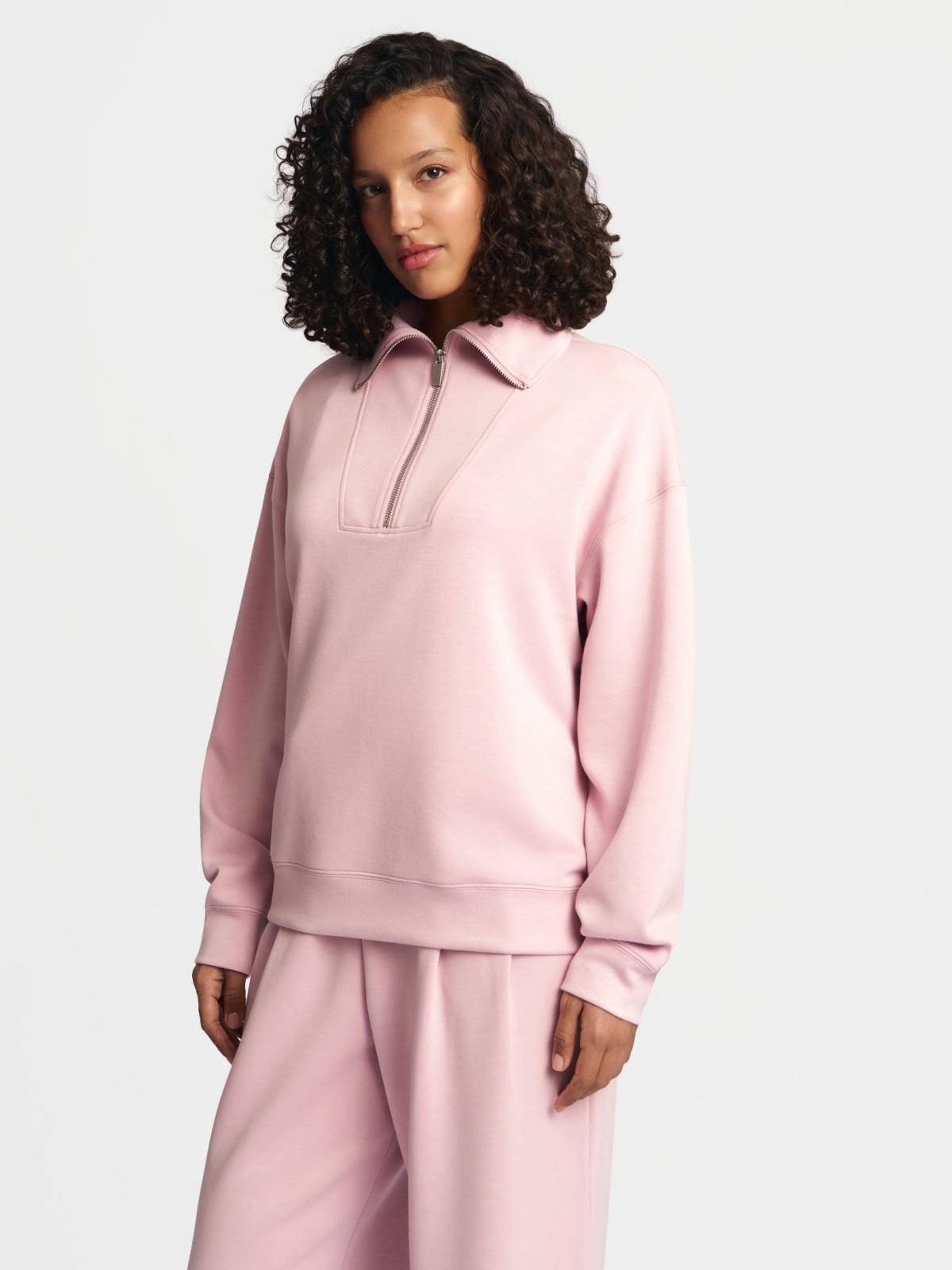 Свитшот с воротником-стойкой на молнии