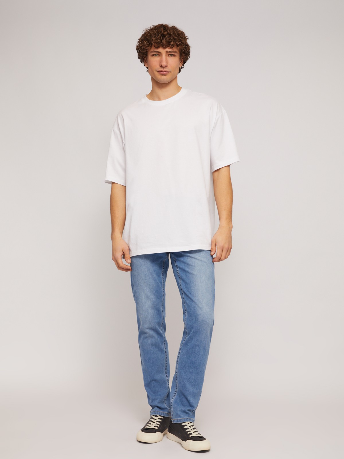 Джинсы фасона Tapered