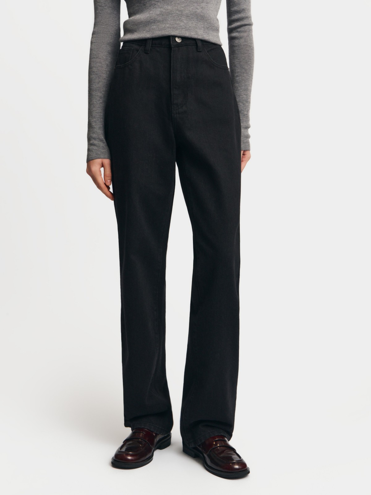 Джинсы прямого силуэта с высокой посадкой