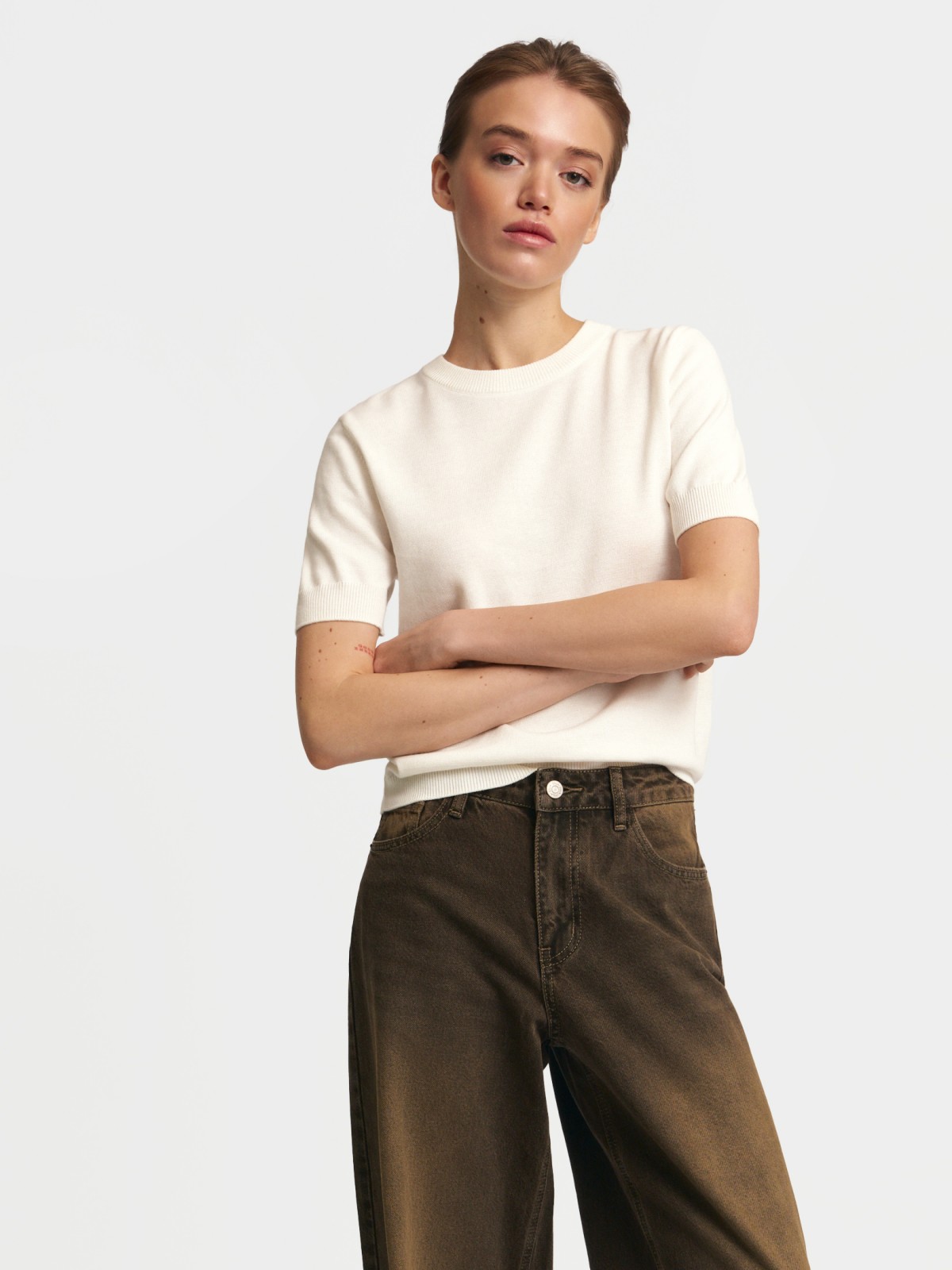 Трикотажный джемпер с коротким рукавом