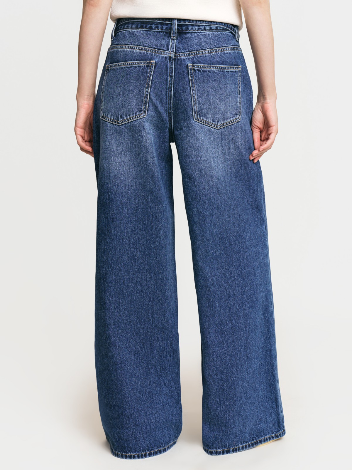 Джинсы силуэта Wide с посадкой Loose