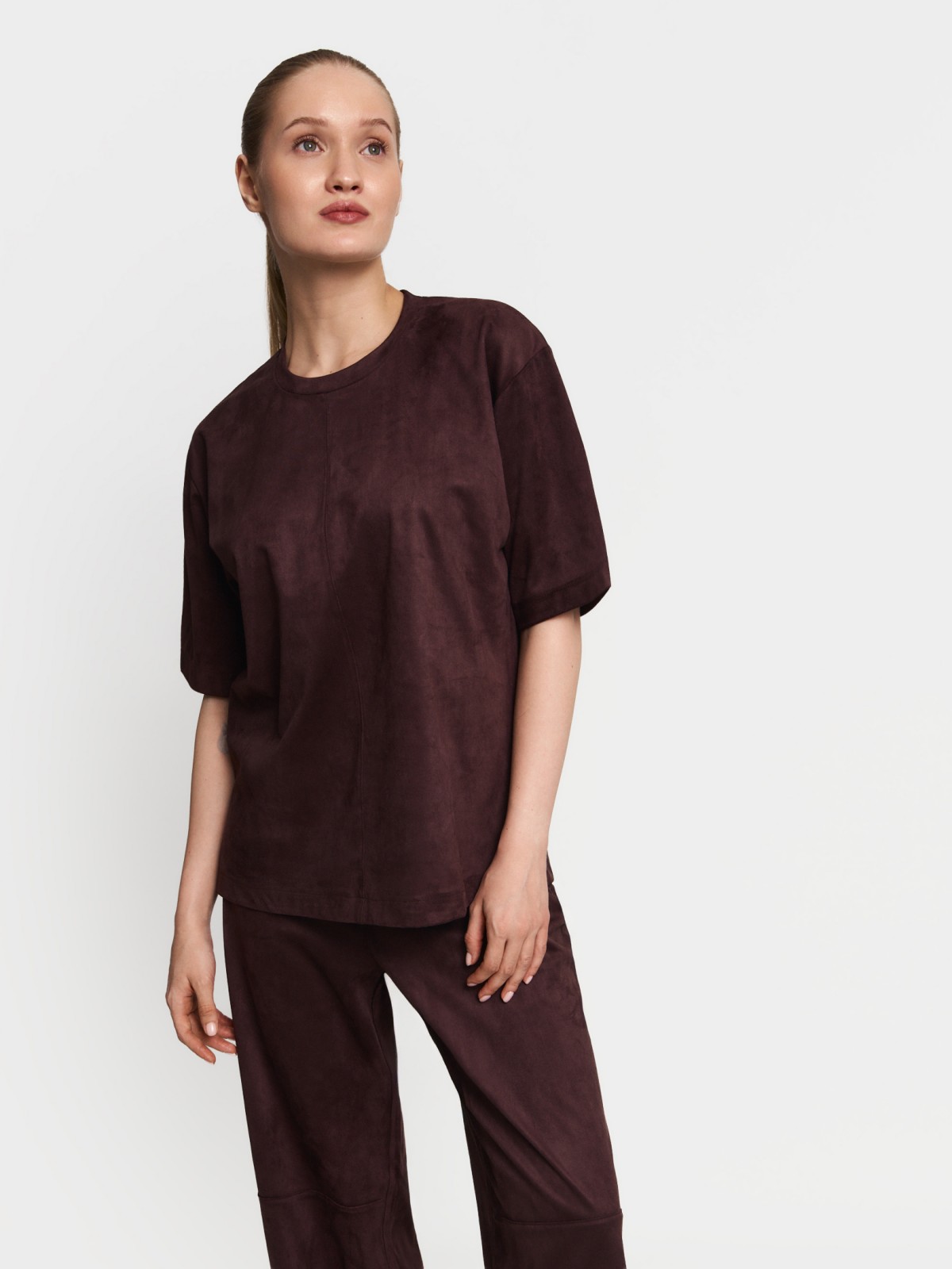 Футболка оверсайз из экозамши