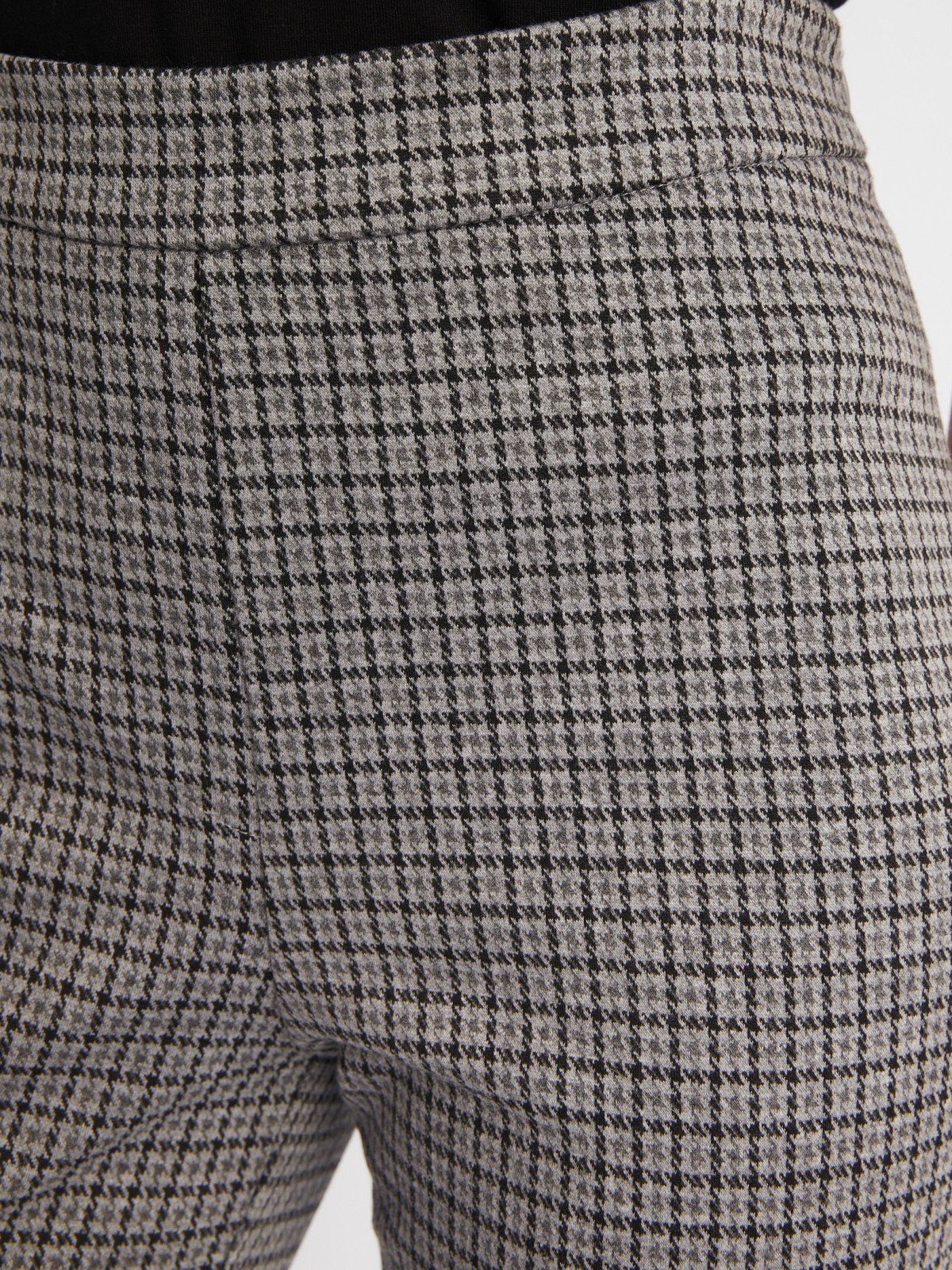 Офисные брюки прямого силуэта со стрелками и узором в клетку zolla 22333739Y011, цвет светло-серый, размер S - фото 3