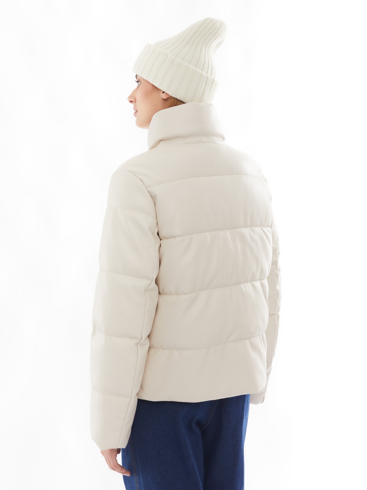 Тёплая стёганая дутая куртка из экокожи с высоким воротником zolla 02412516F044, цвет молоко, размер XS - фото 6