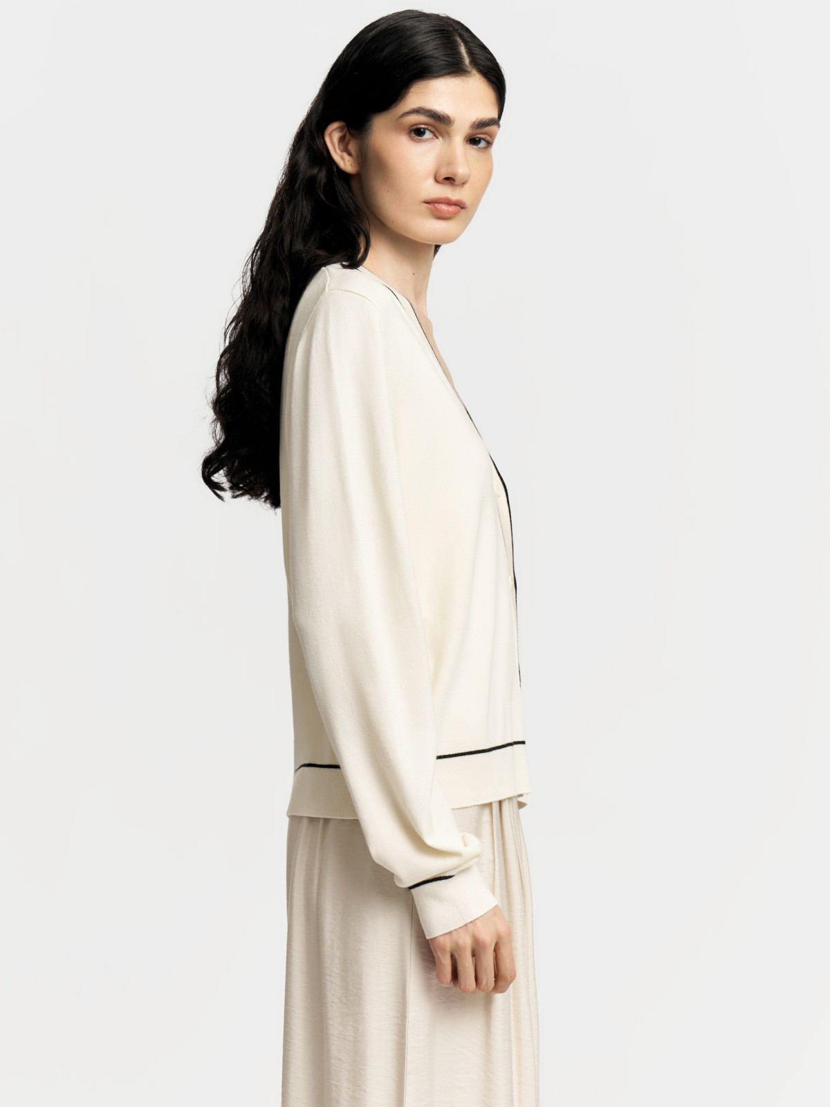 Трикотажный кардиган на пуговицах