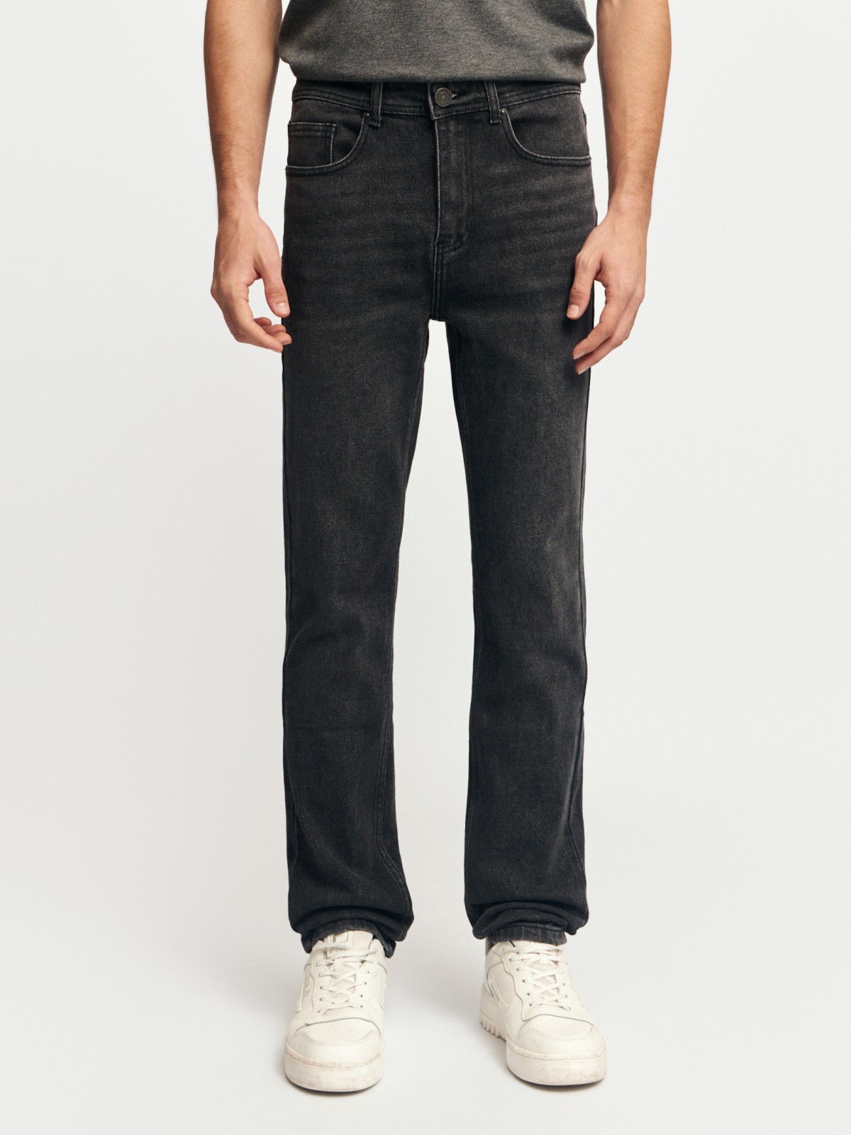 Джинсы фасона Slim