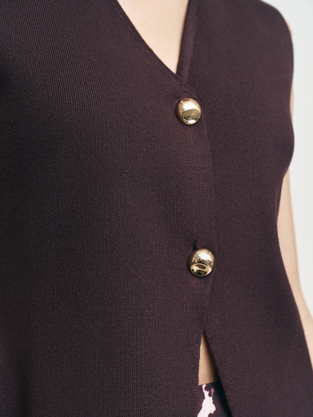 Трикотажный жилет на пуговицах