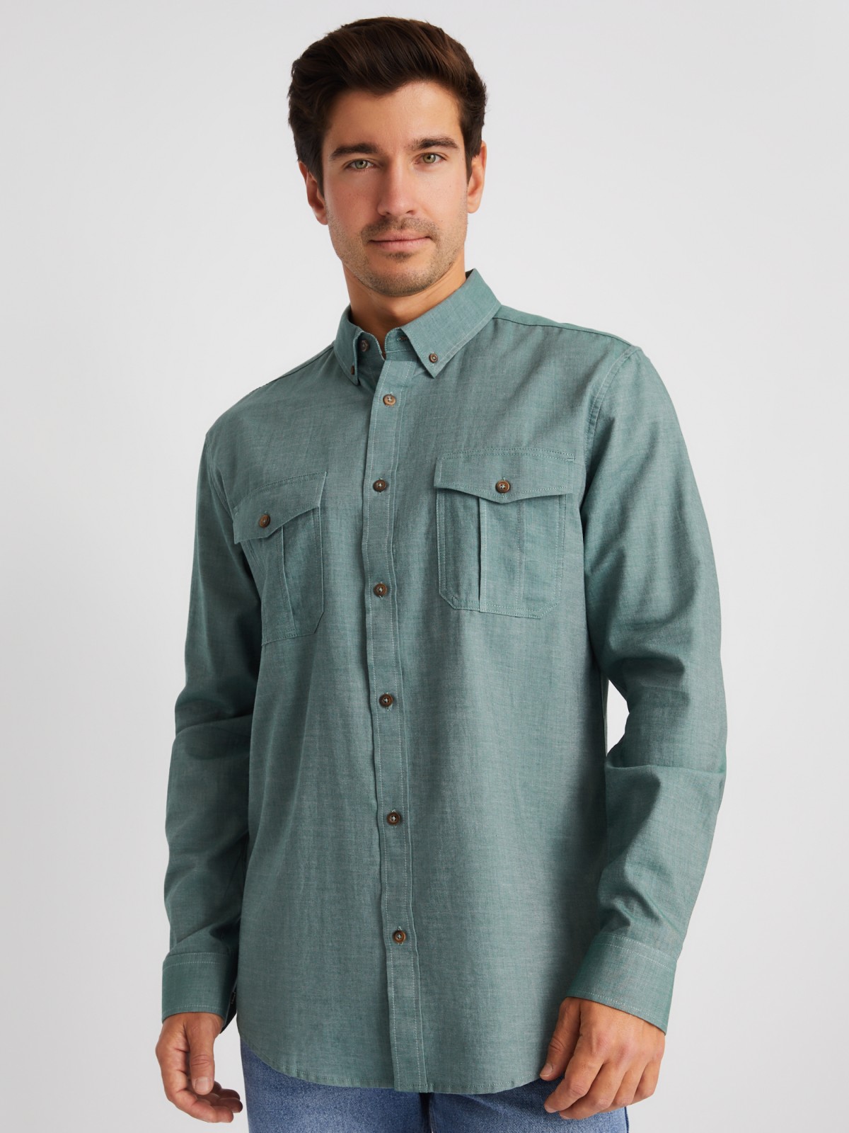 Рубашка из хлопка с длинным рукавом и карманами zolla зеленого цвета