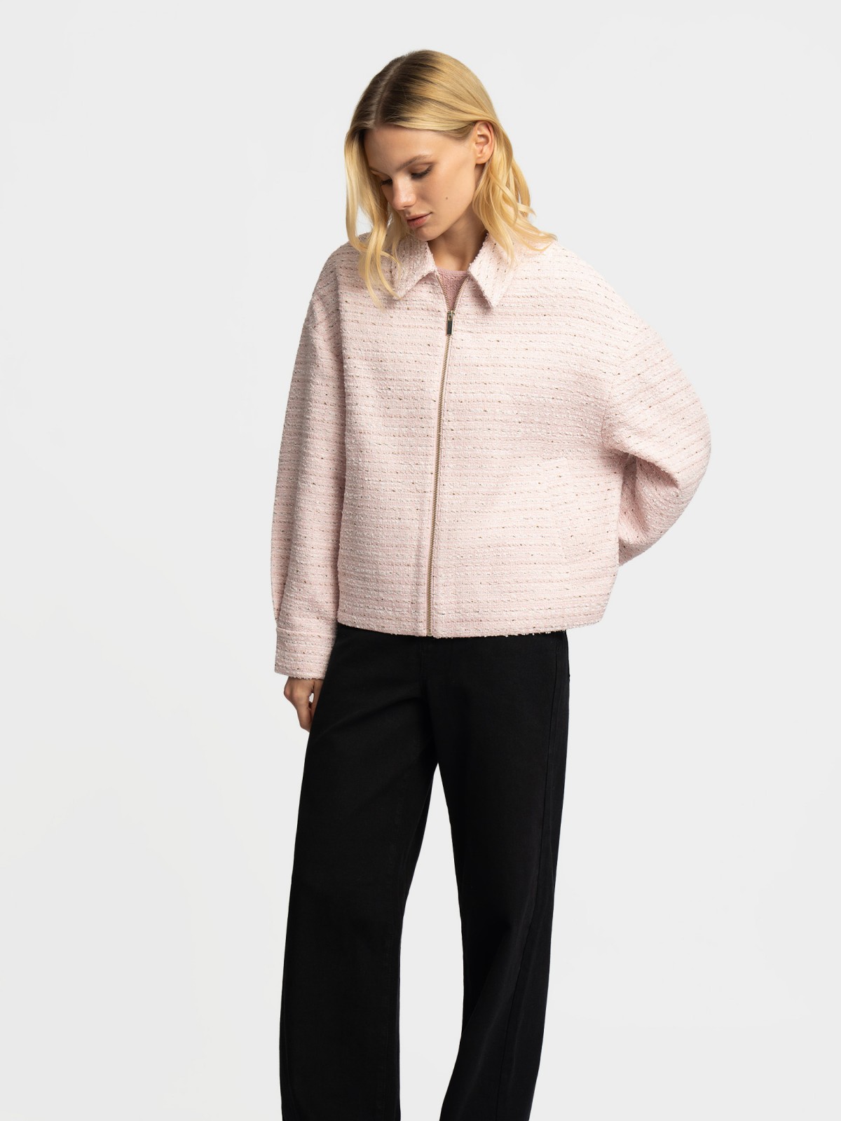 Твидовая куртка-бомбер с воротником