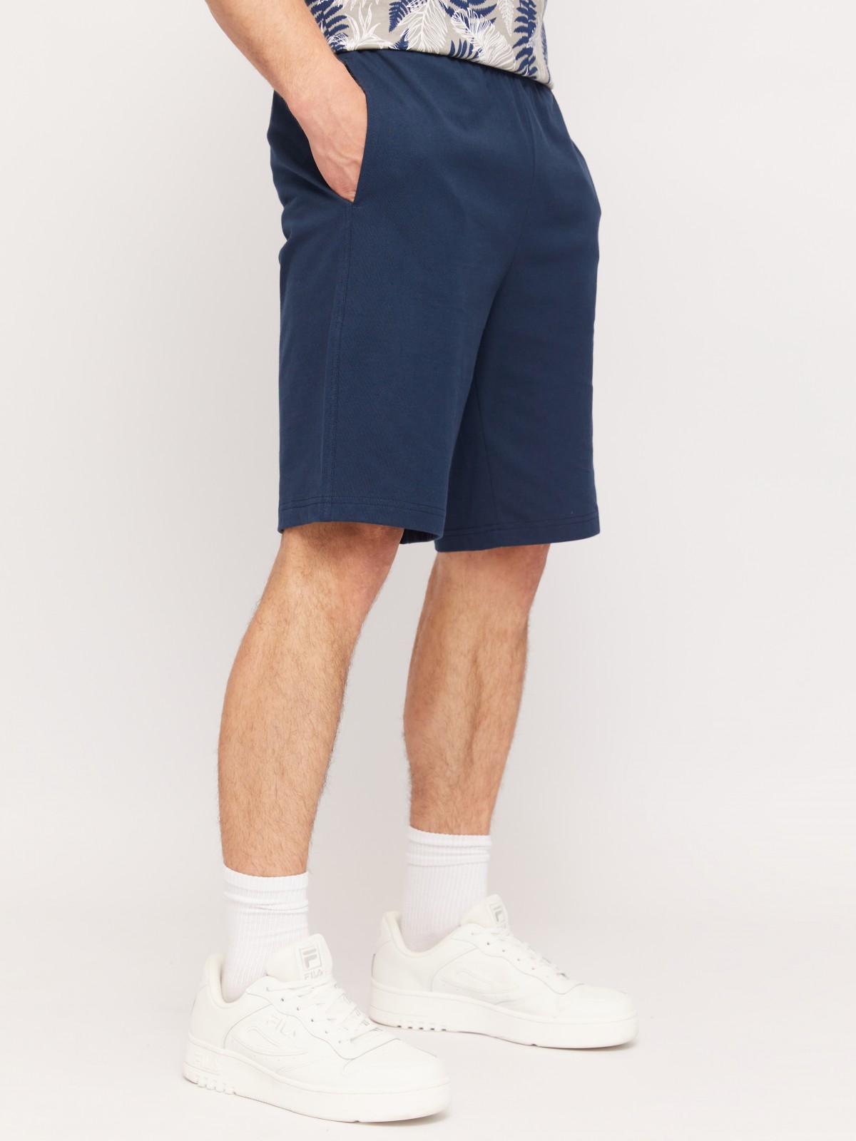 Трикотажные шорты из хлопка на резинке